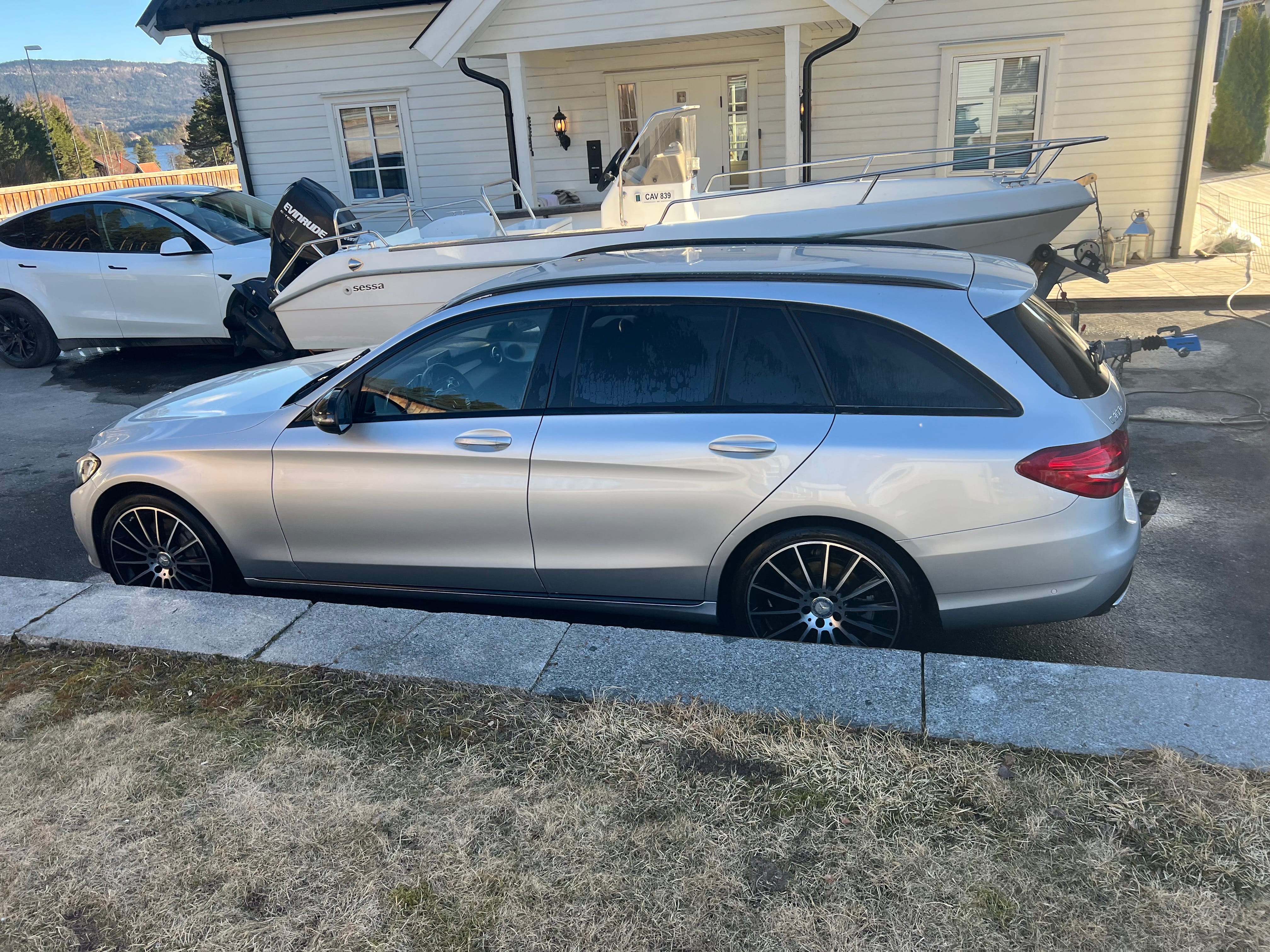 Mercedes-Benz C350e med Ryggekamera