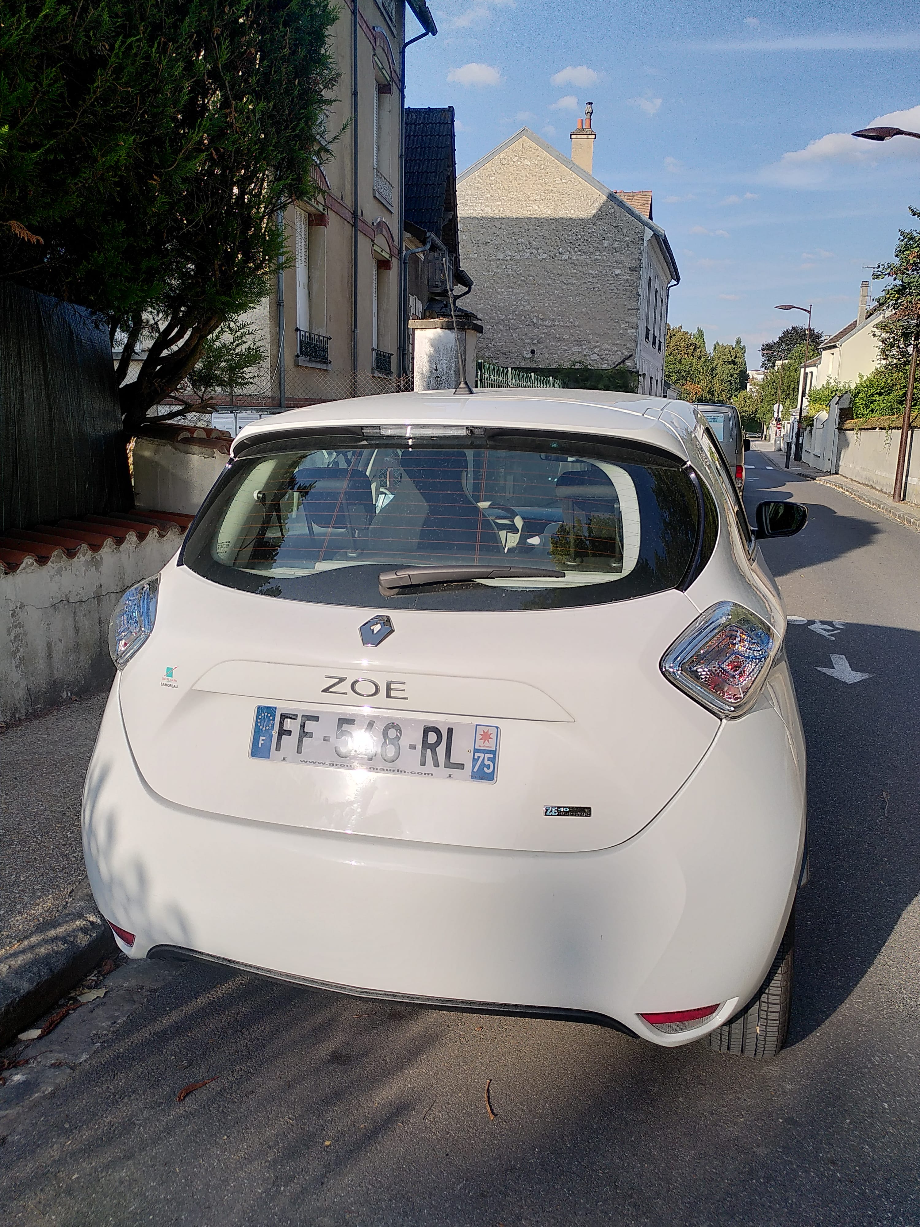 Renault ZOE 300 km d'autonomie électrique CITY R90 avec Entrée audio / iPod