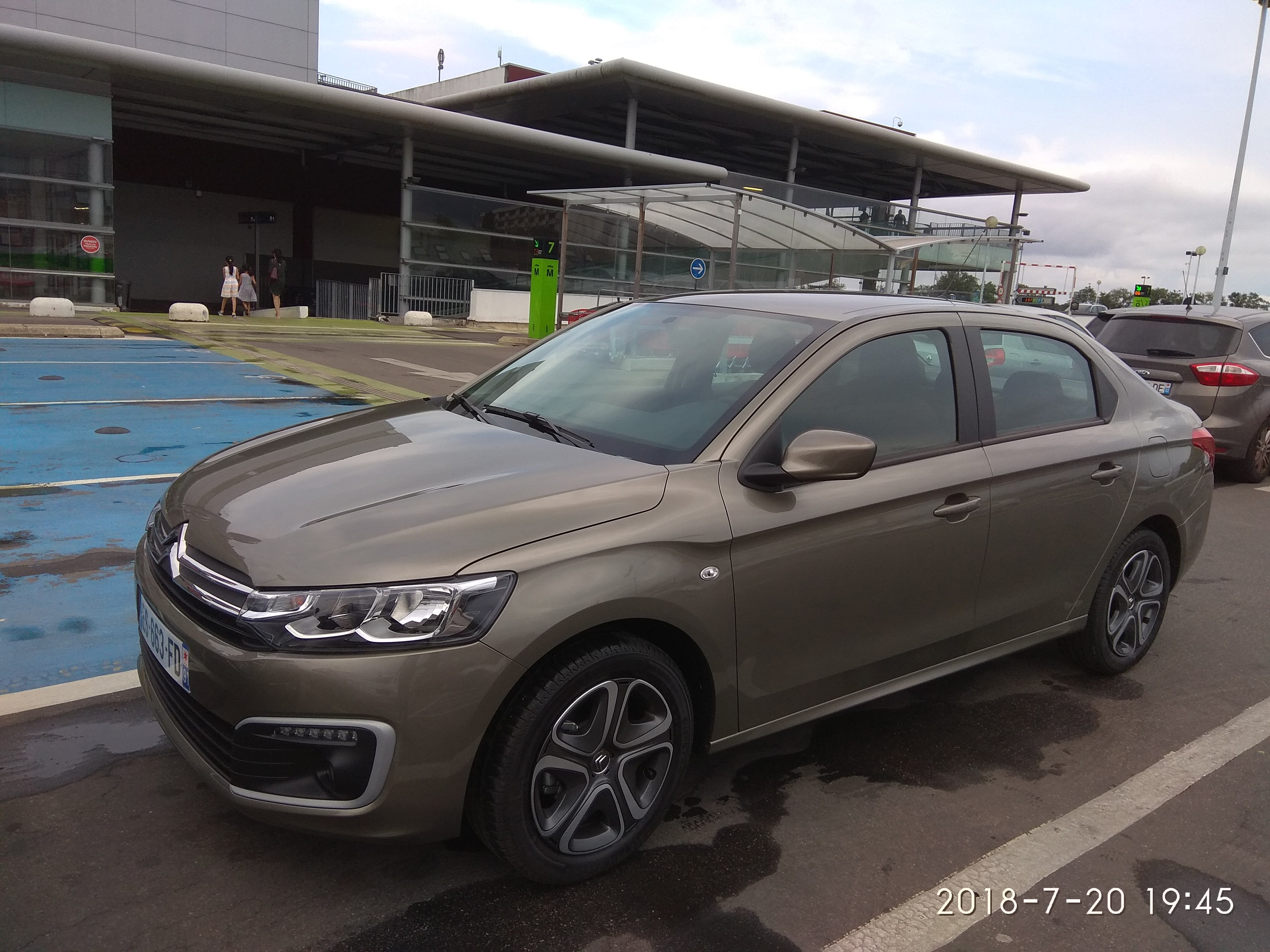 Citroen C-Elysée avec Climatisation