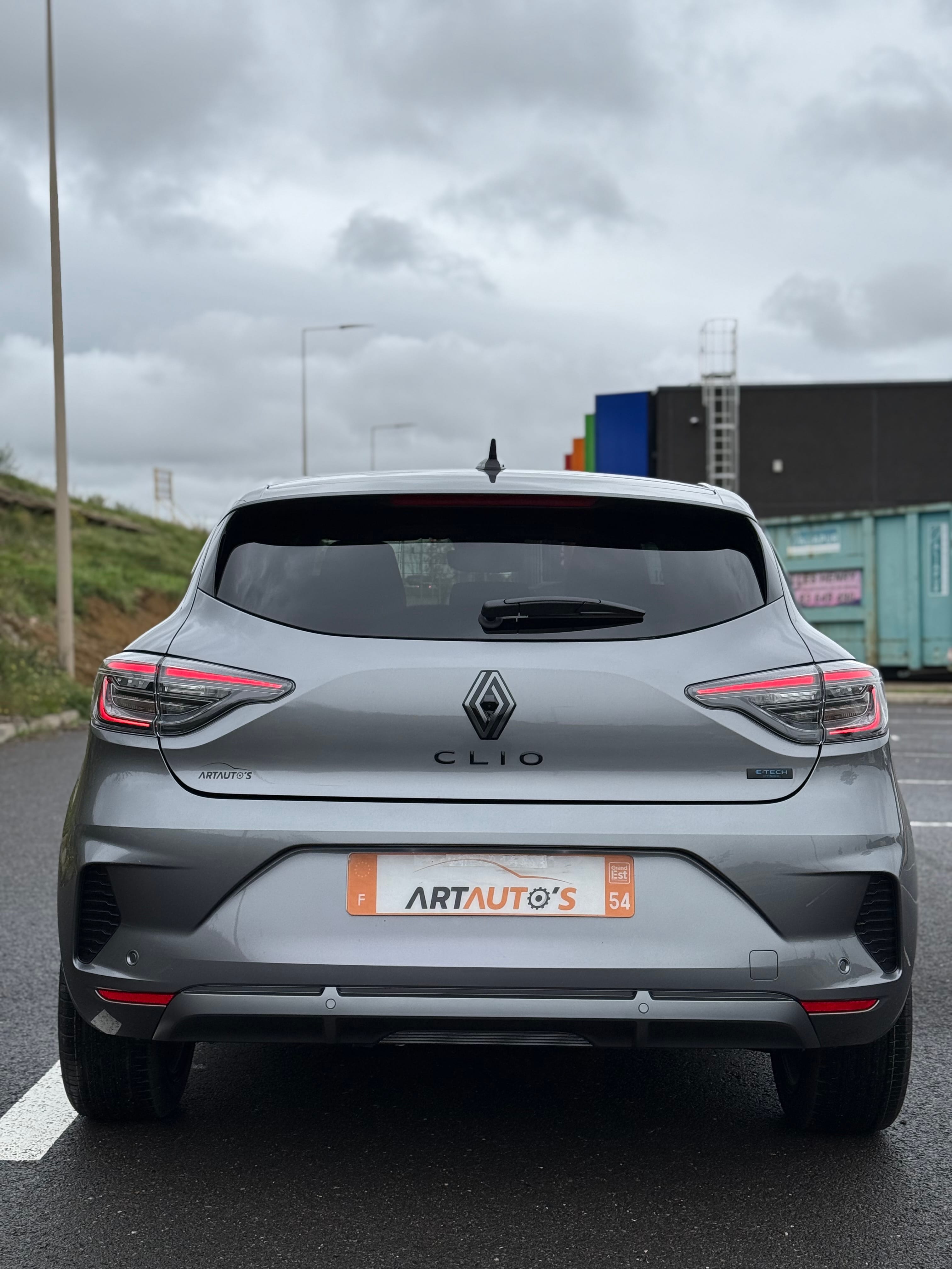 Renault Clio RS Line 1.6 E-tech Hybride avec GPS