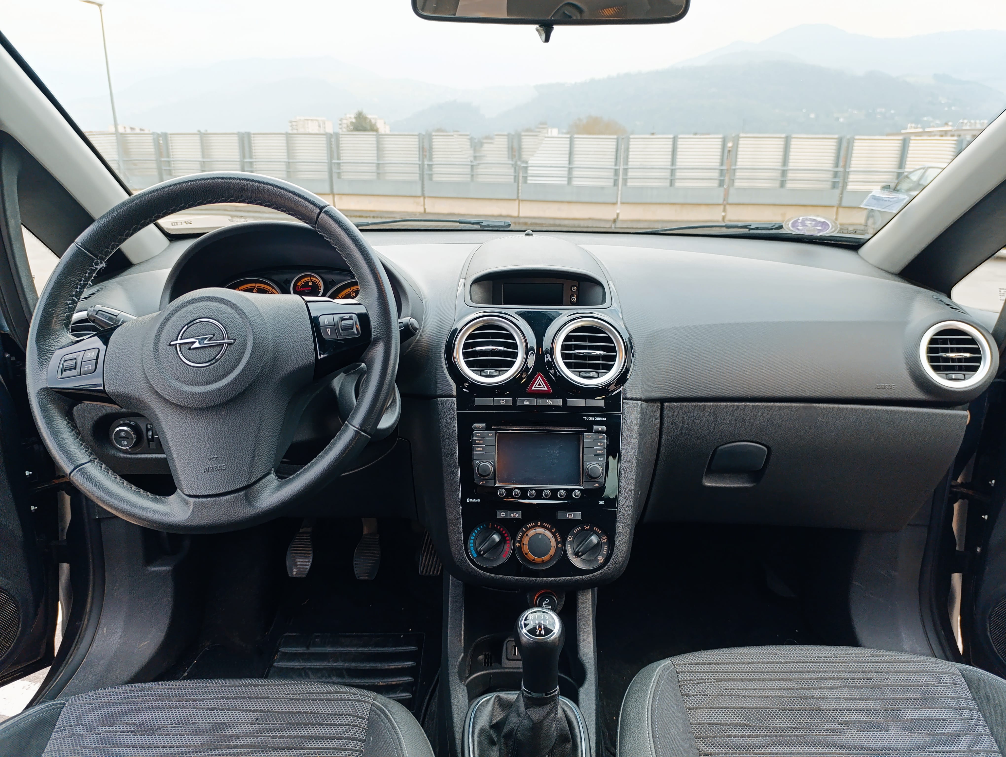 Opel Corsa avec Régulateur de vitesse