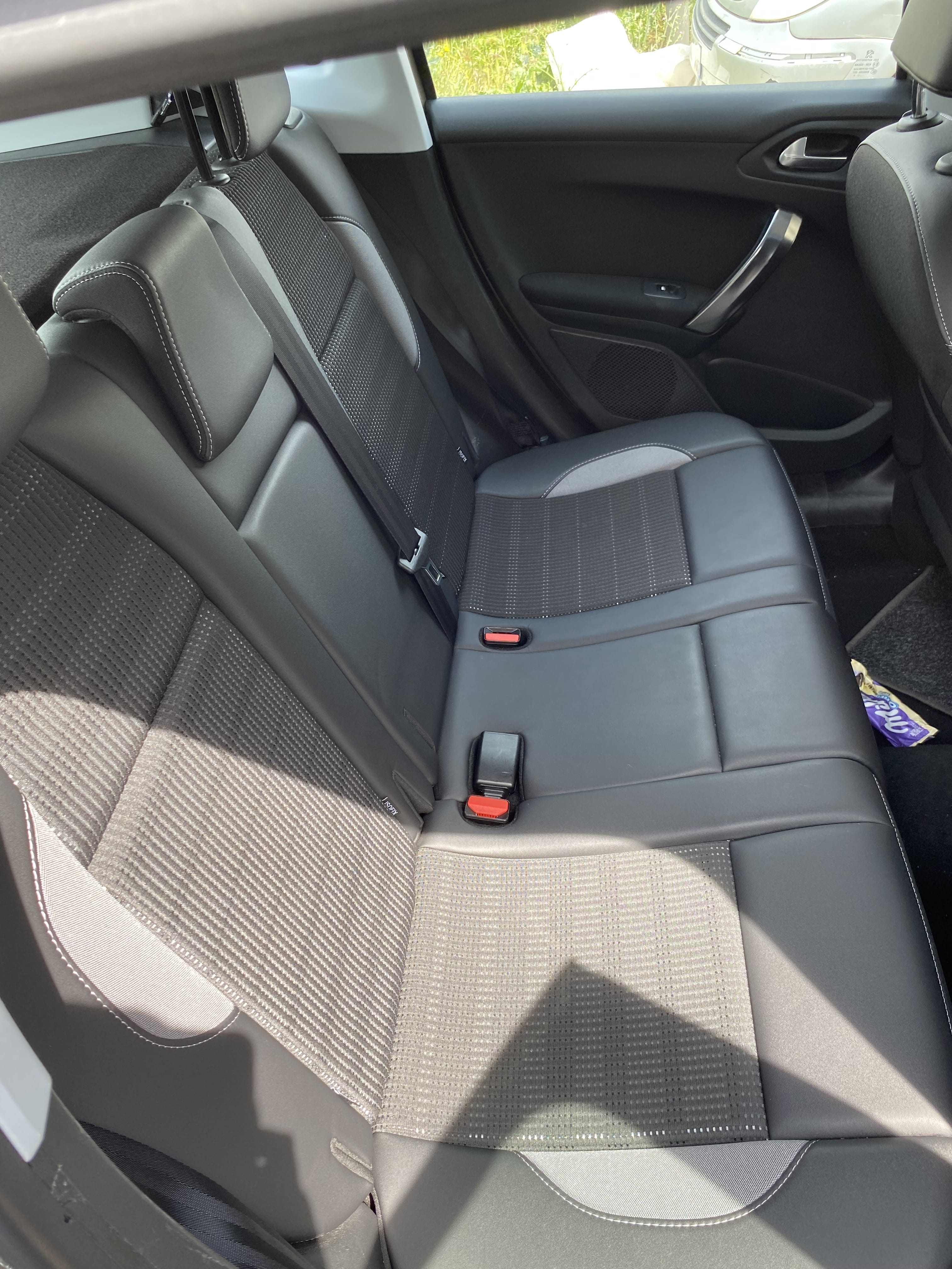 Peugeot 2008 met Apple CarPlay