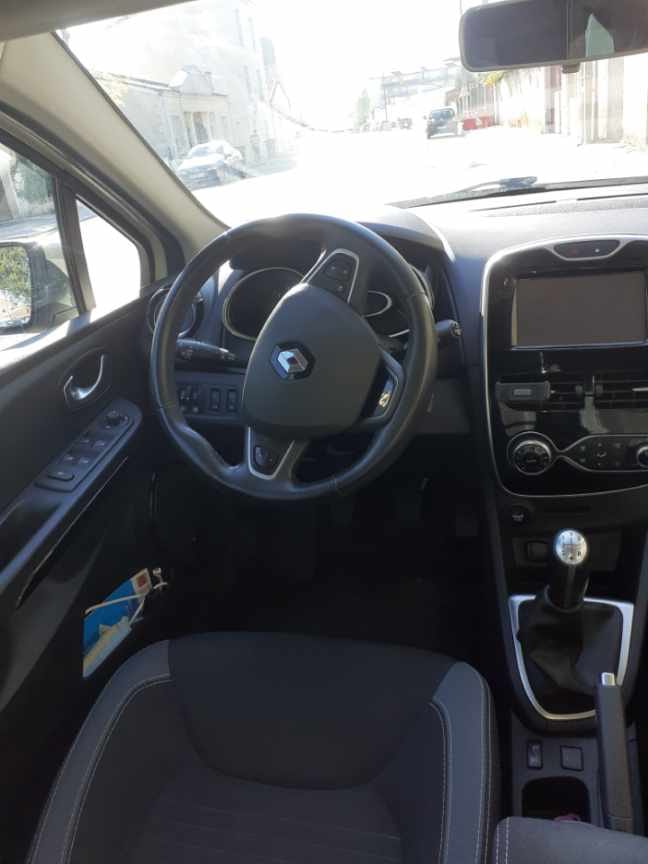 Renault Clio avec GPS