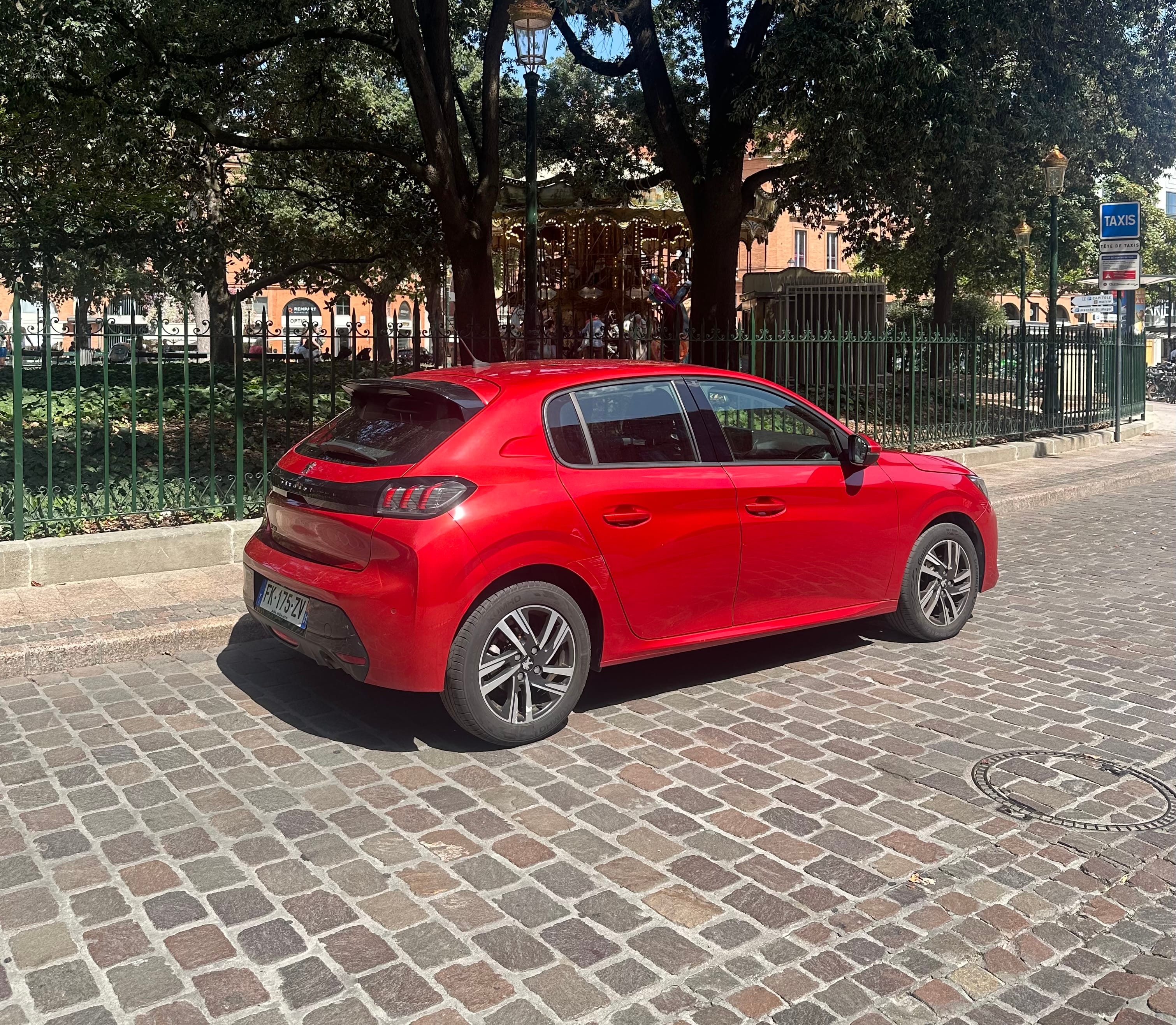 Peugeot 208 avec Caméra de recul