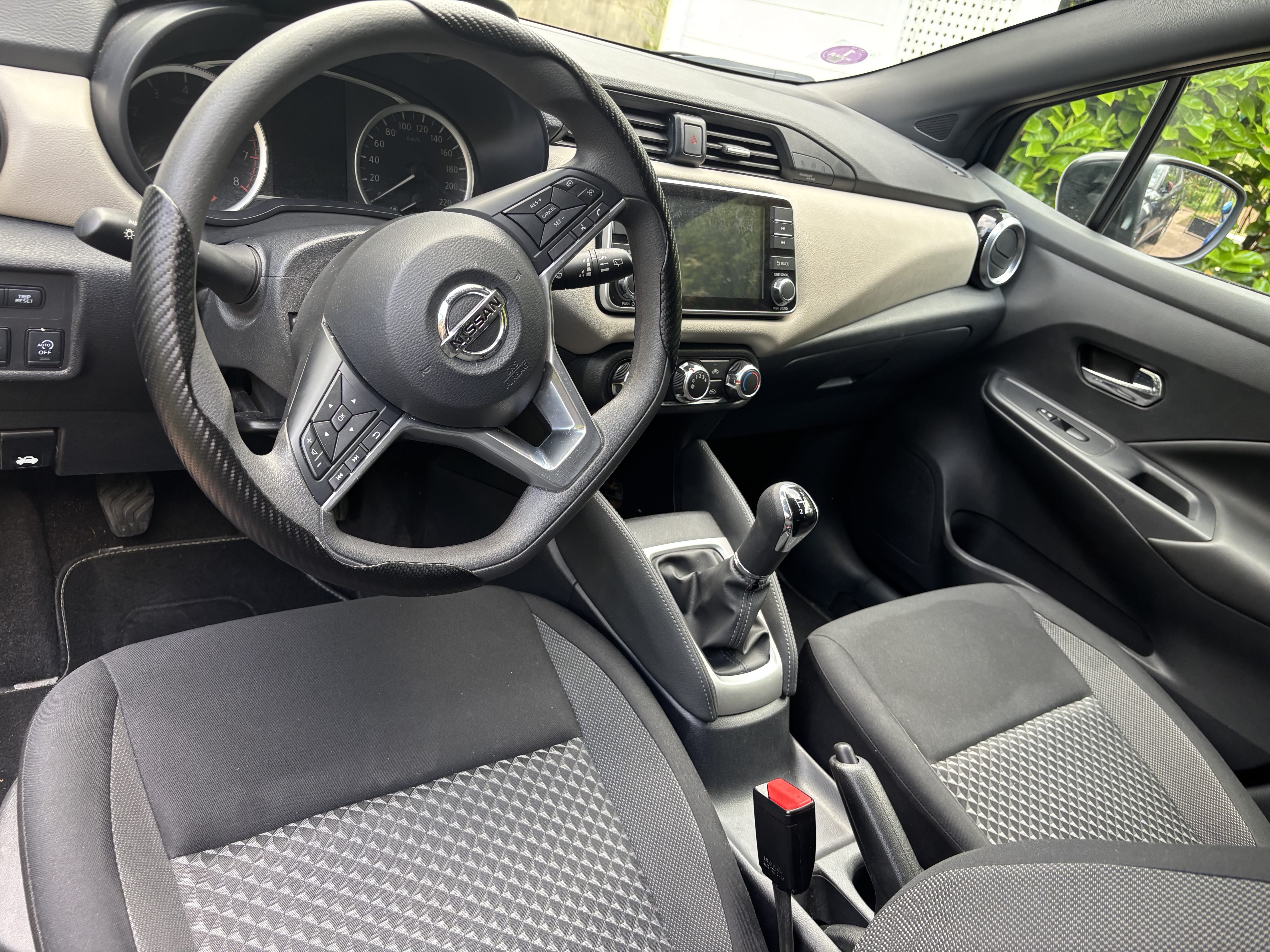 Nissan Micra avec Climatisation