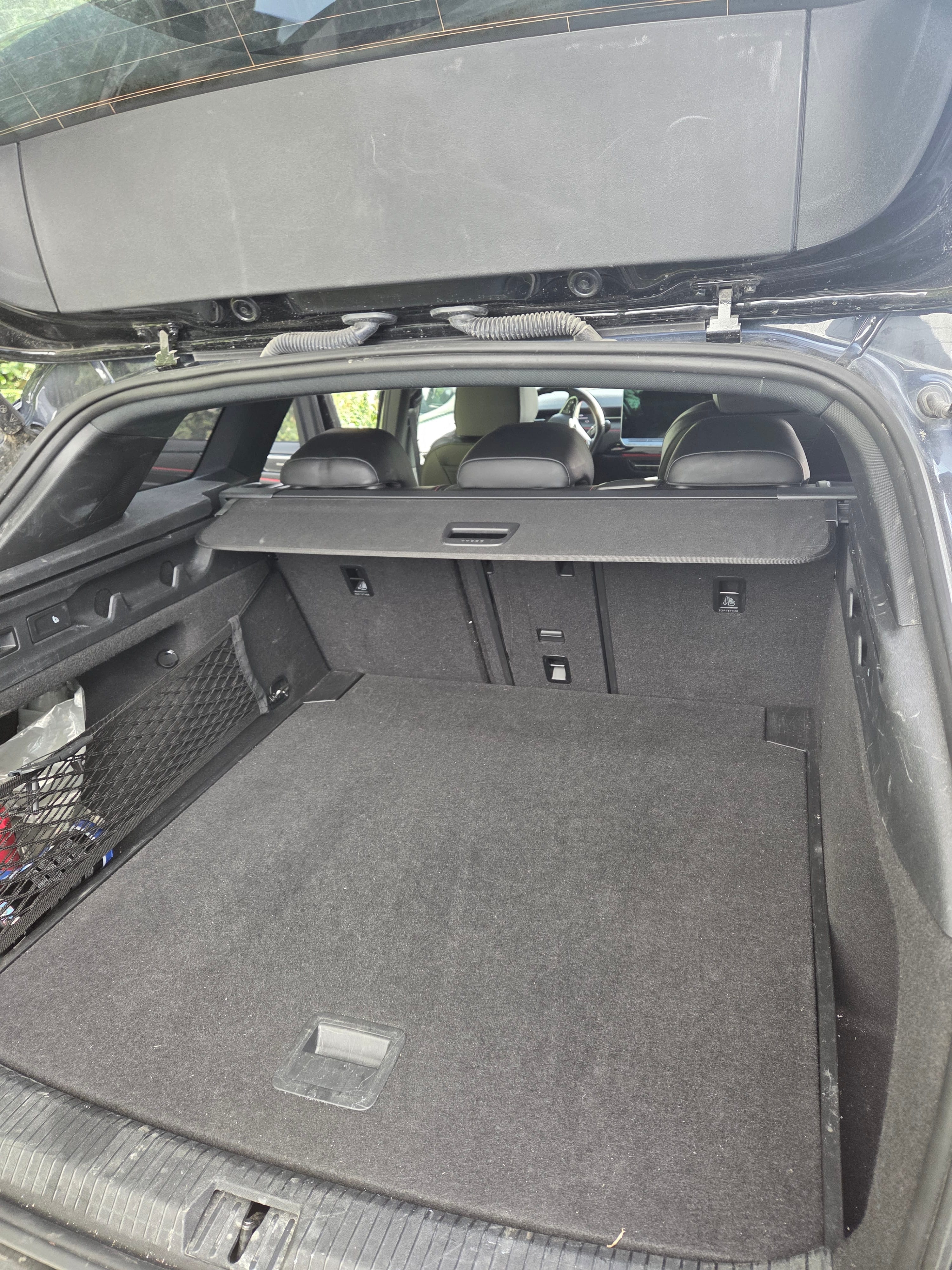 Volkswagen ID.7 GTX mit Kindersitz