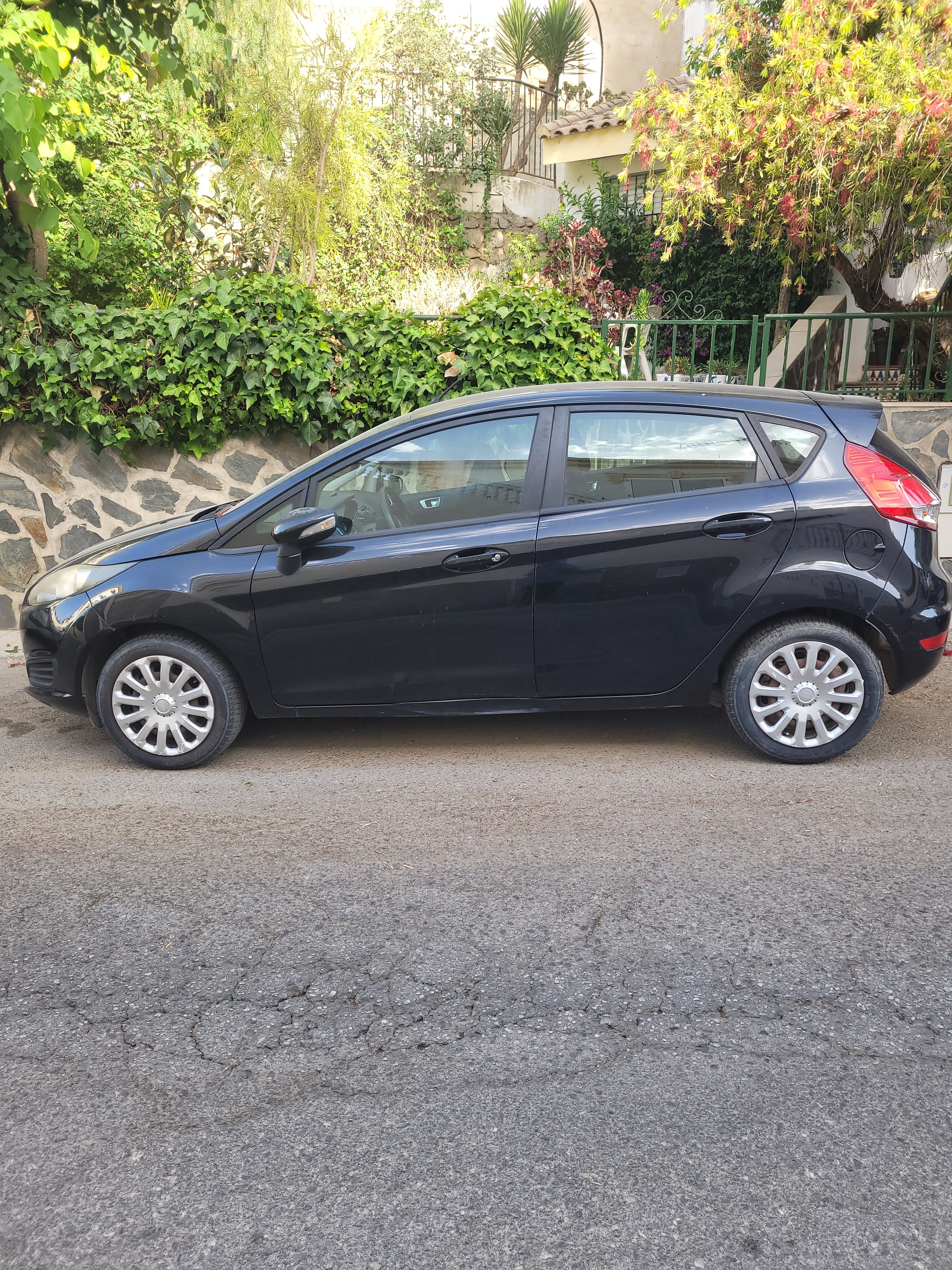 Ford Fiesta Titanium con Silla infantil
