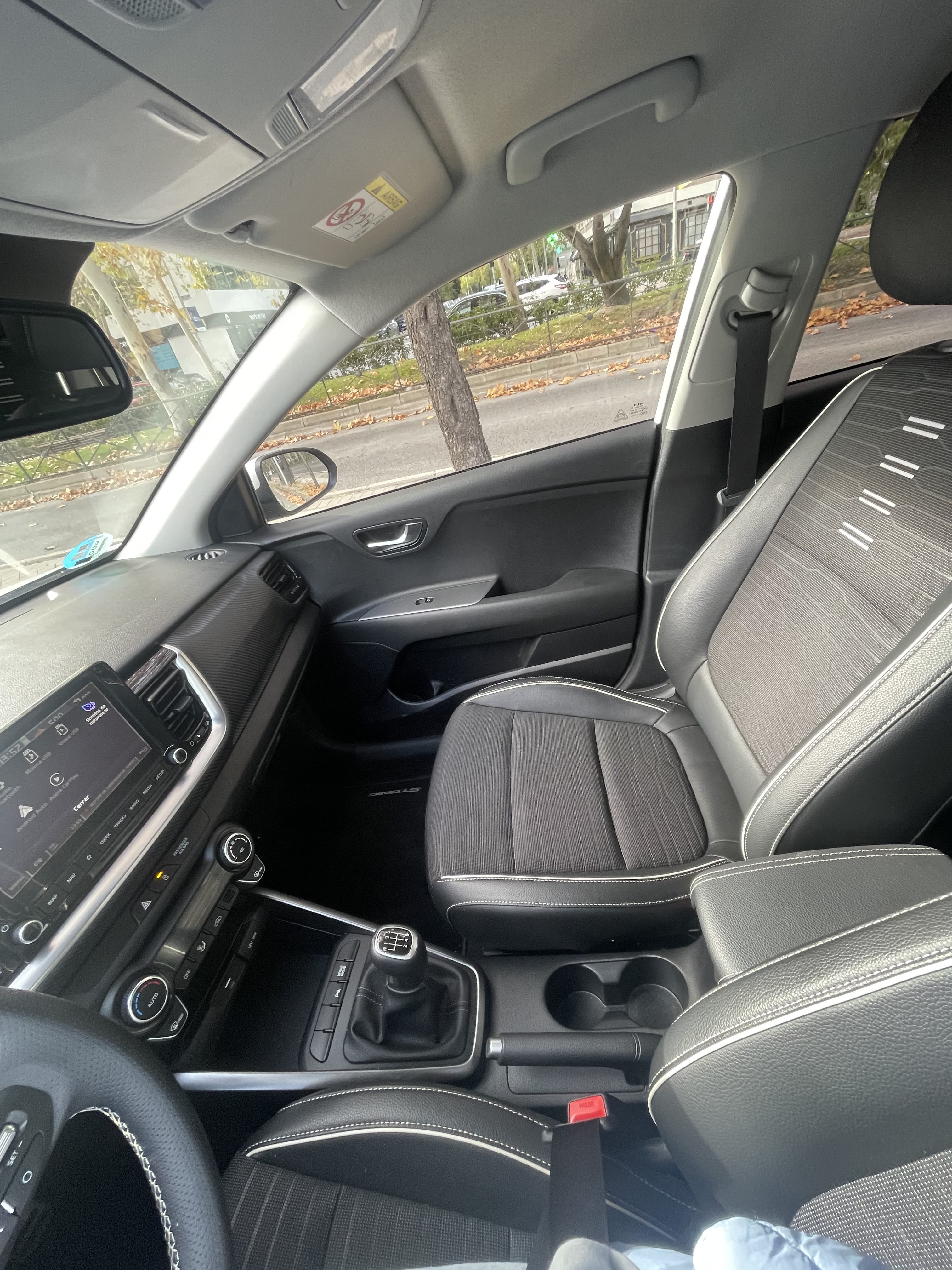 Kia Stonic con Dashcam