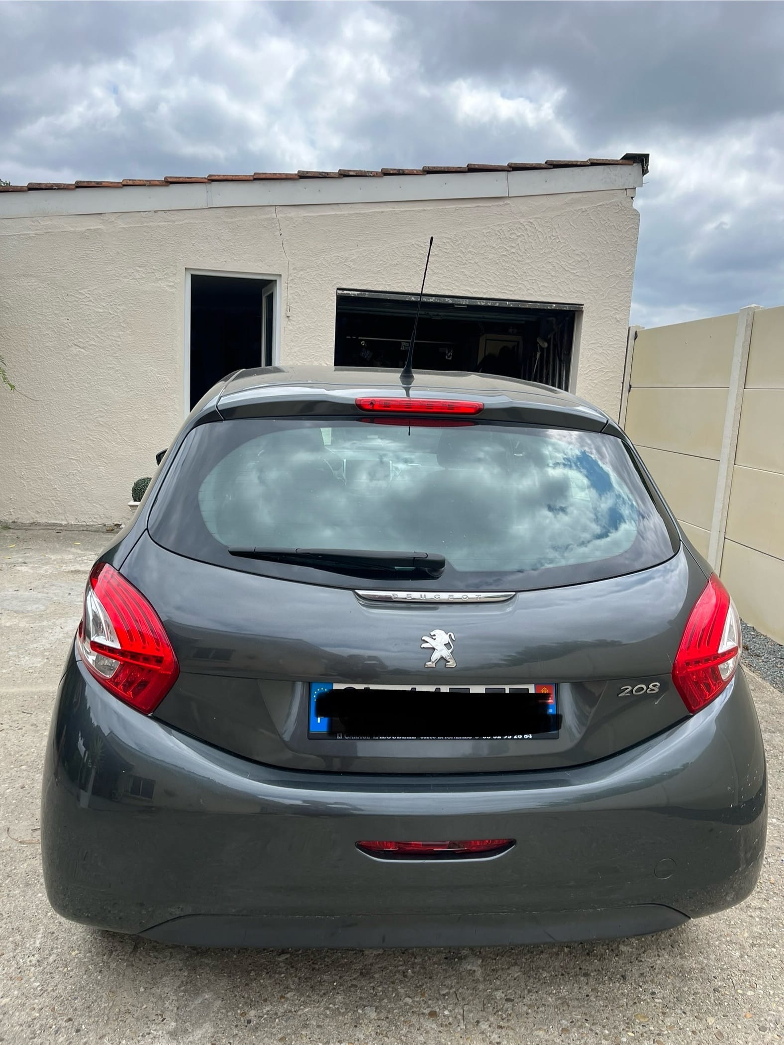 Peugeot 208 avec Climatisation
