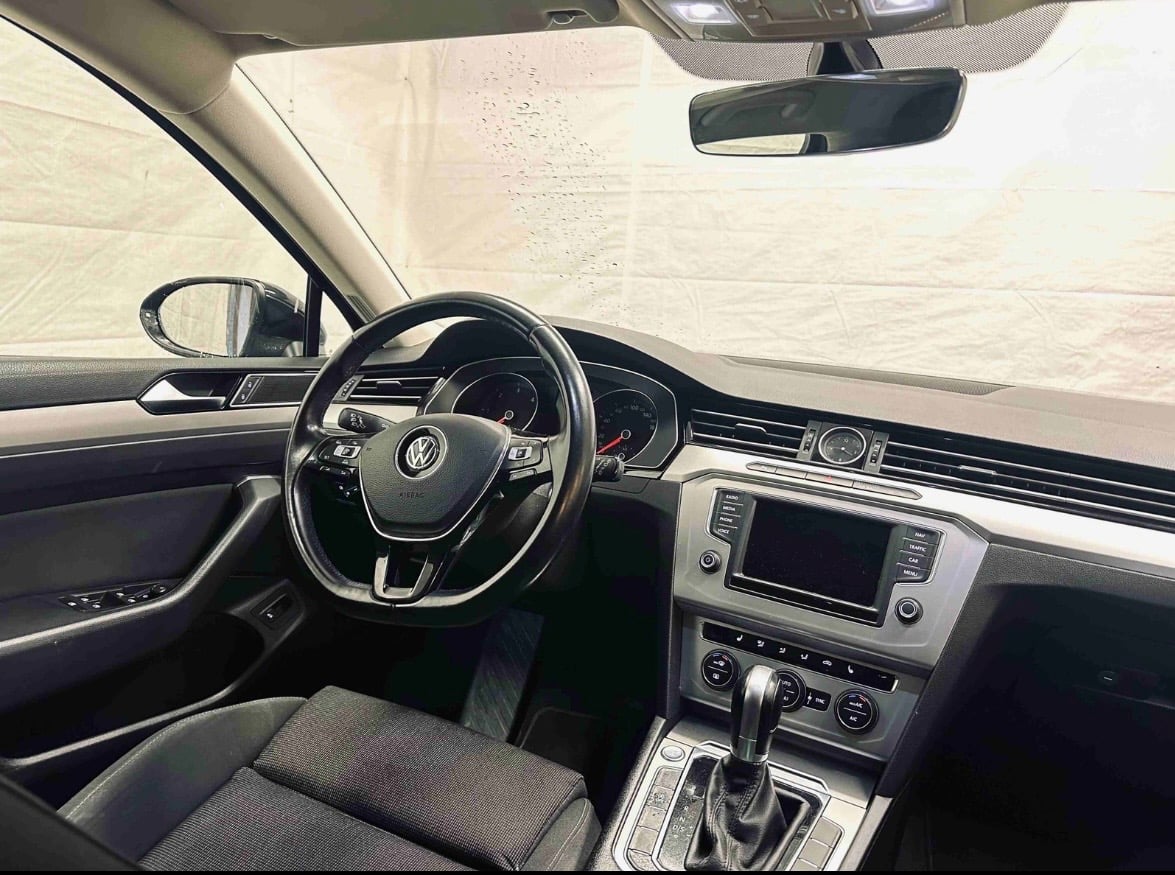 Volkswagen Passat med Cruisekontroll