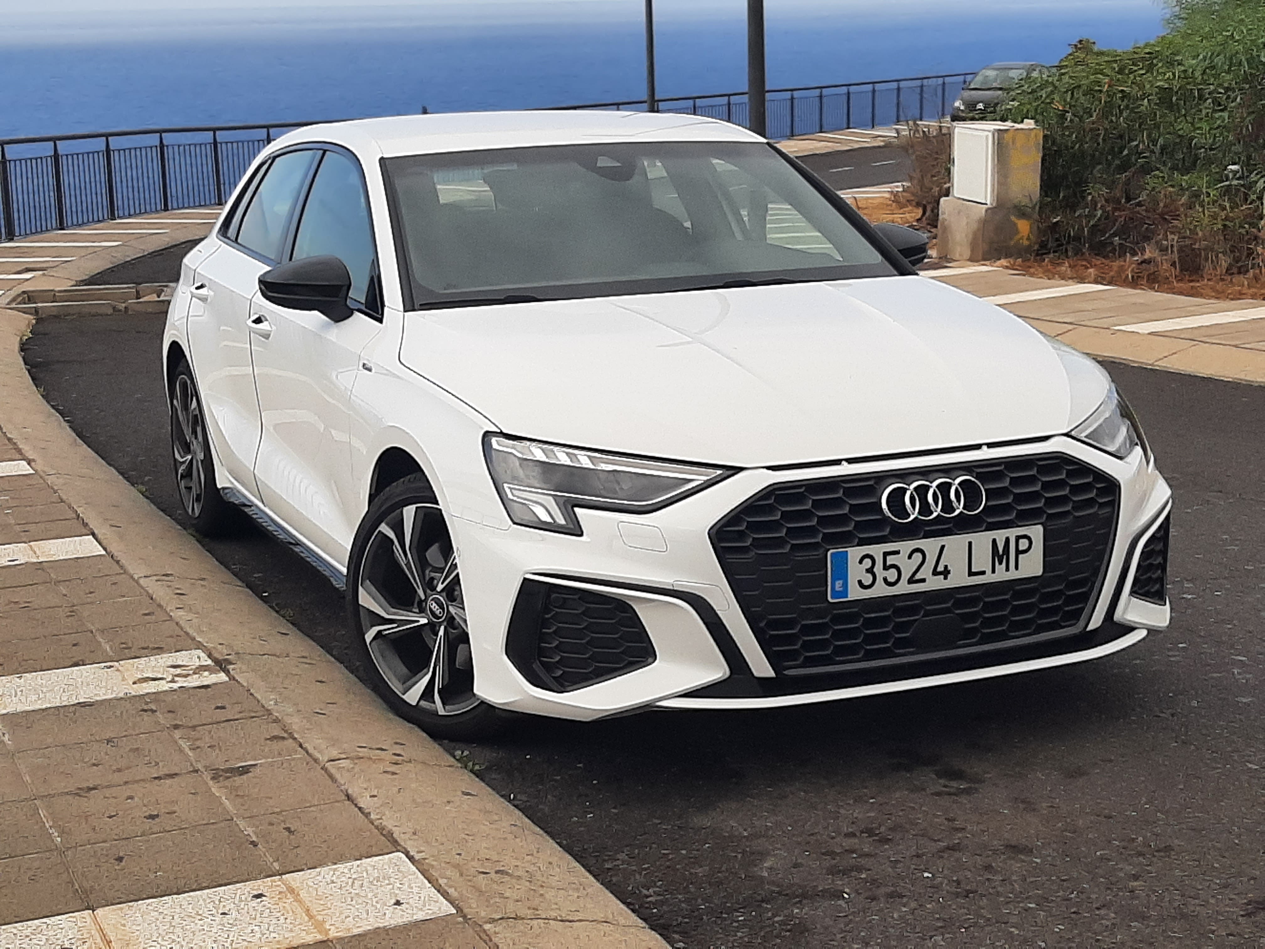 Audi A3 Sportback 110 Caballos con Entrada de Audio/iPod