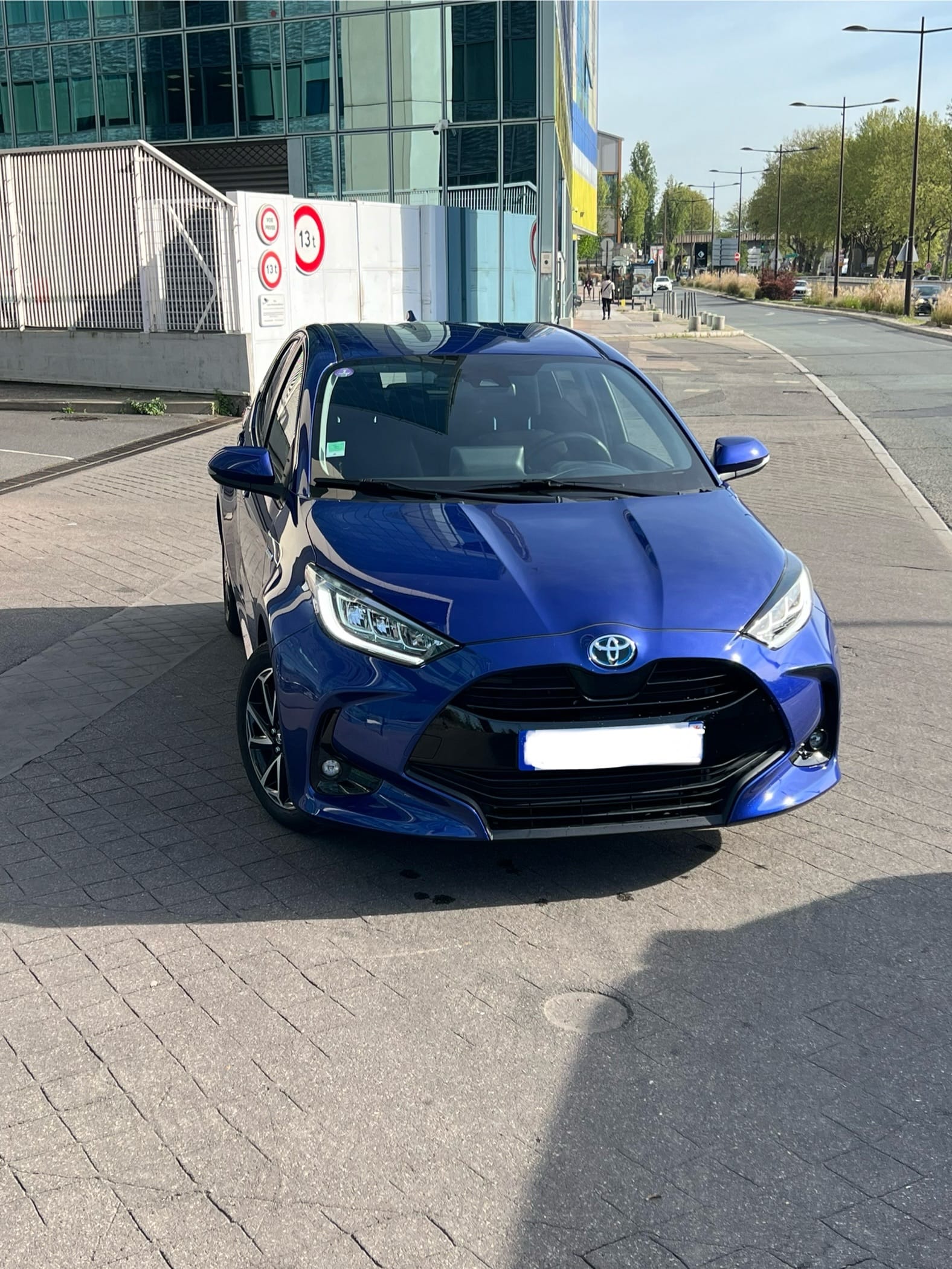 Toyota Yaris hybride design, 2020, Essence 98 / Électrique (hybride), automatique