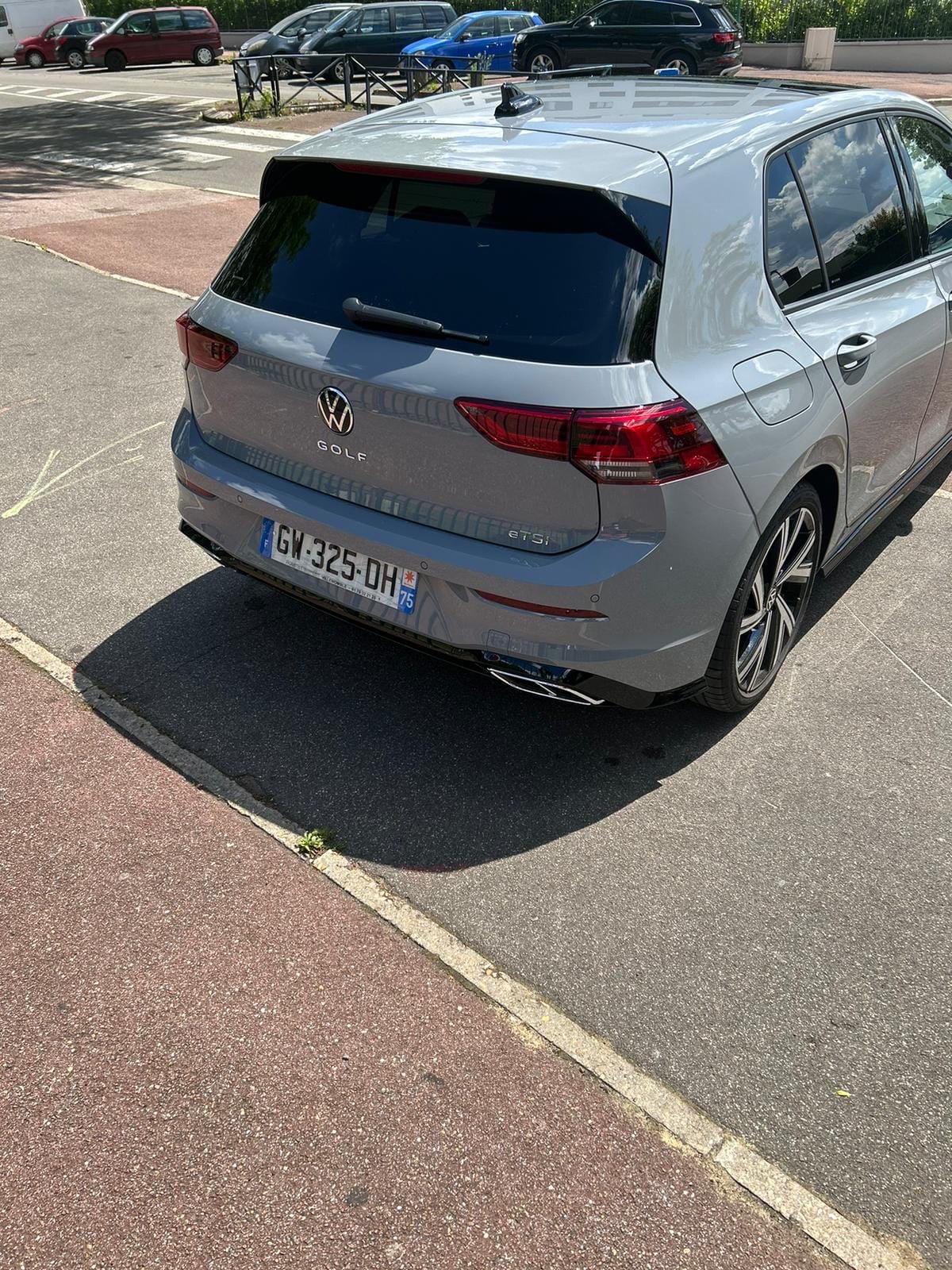 Volkswagen Golf avec GPS