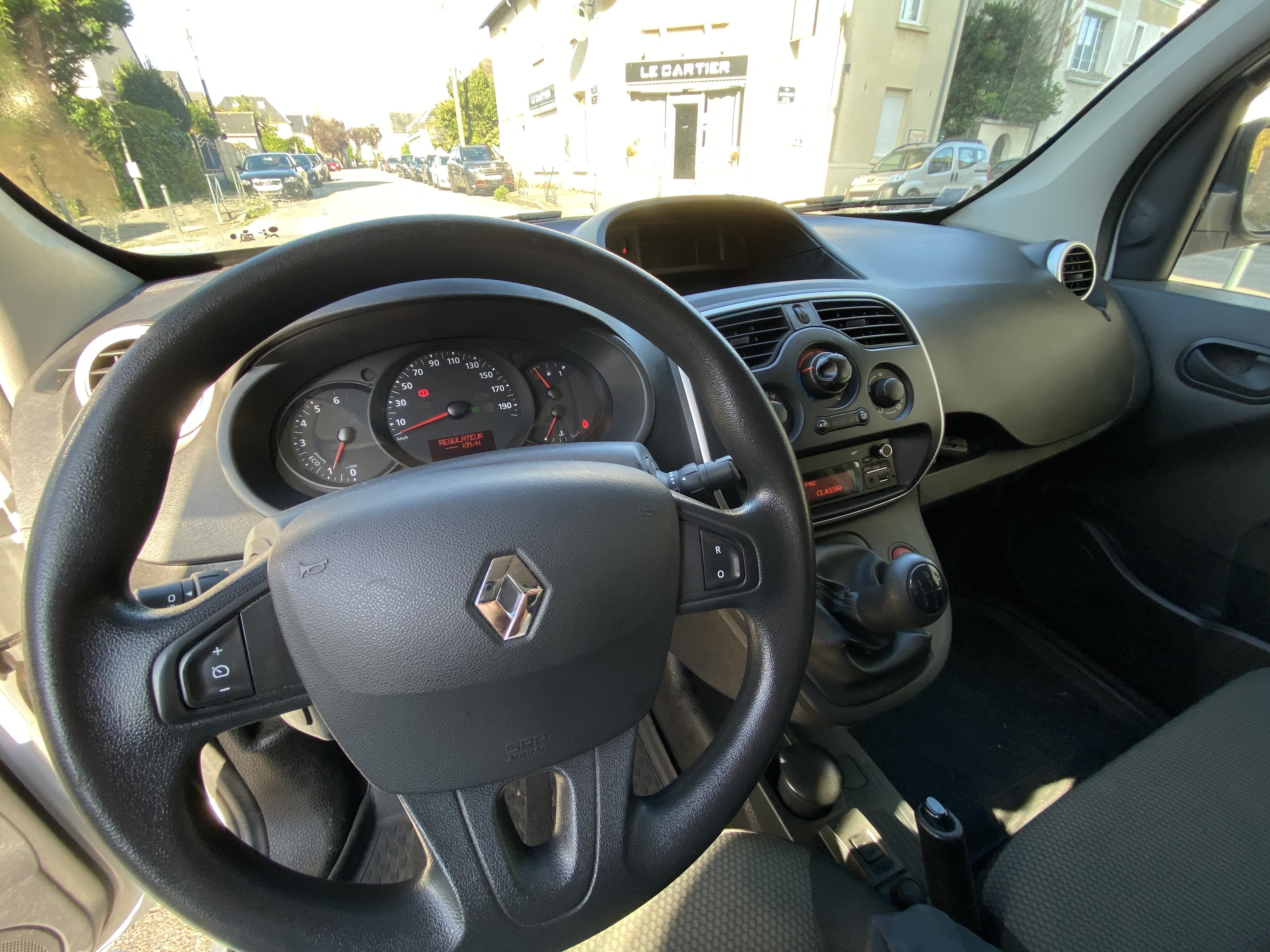 Renault Kangoo Fourgon with Cruise control