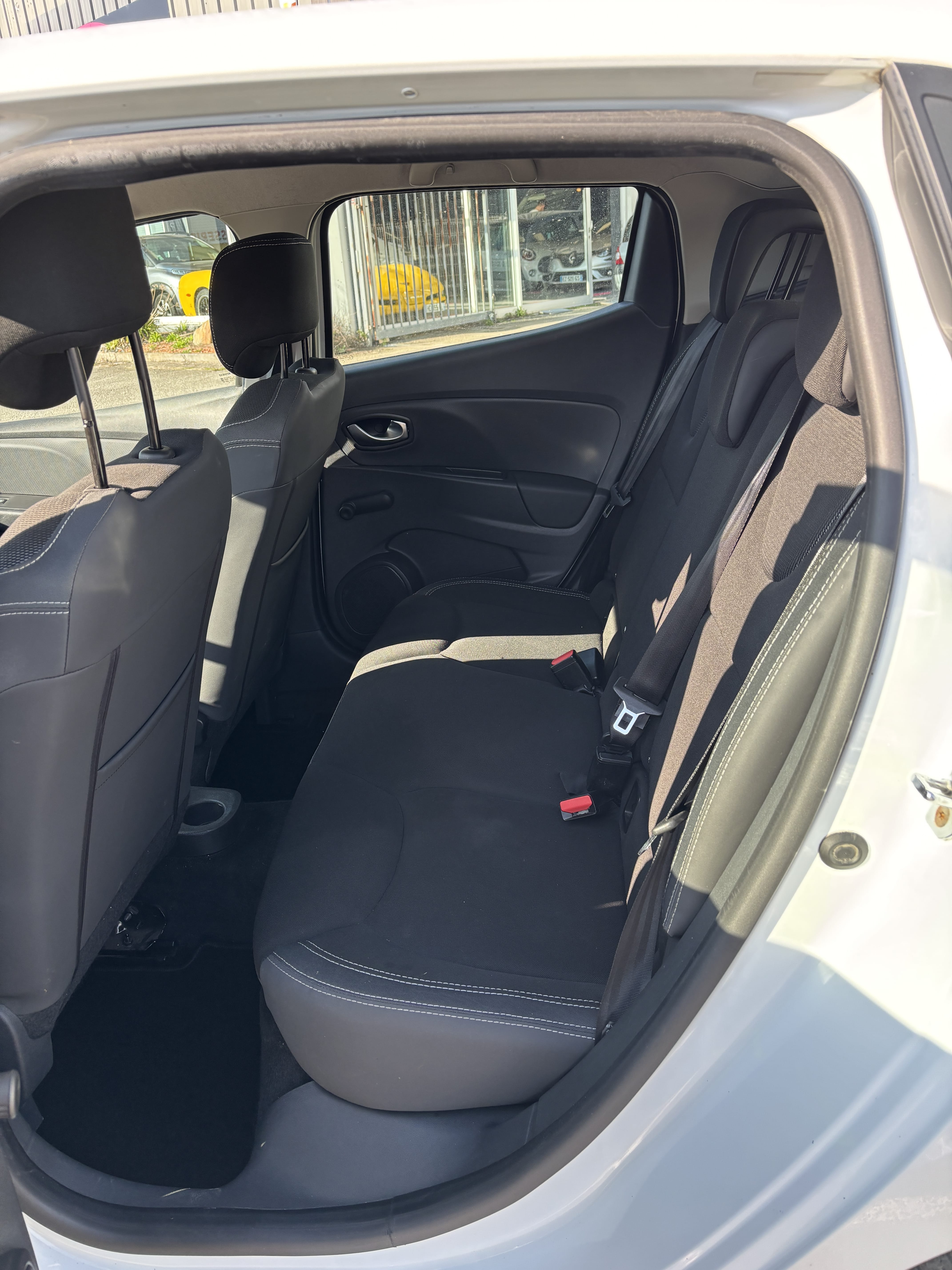 Renault Clio IV 1.5 dci avec Entrée audio / iPod
