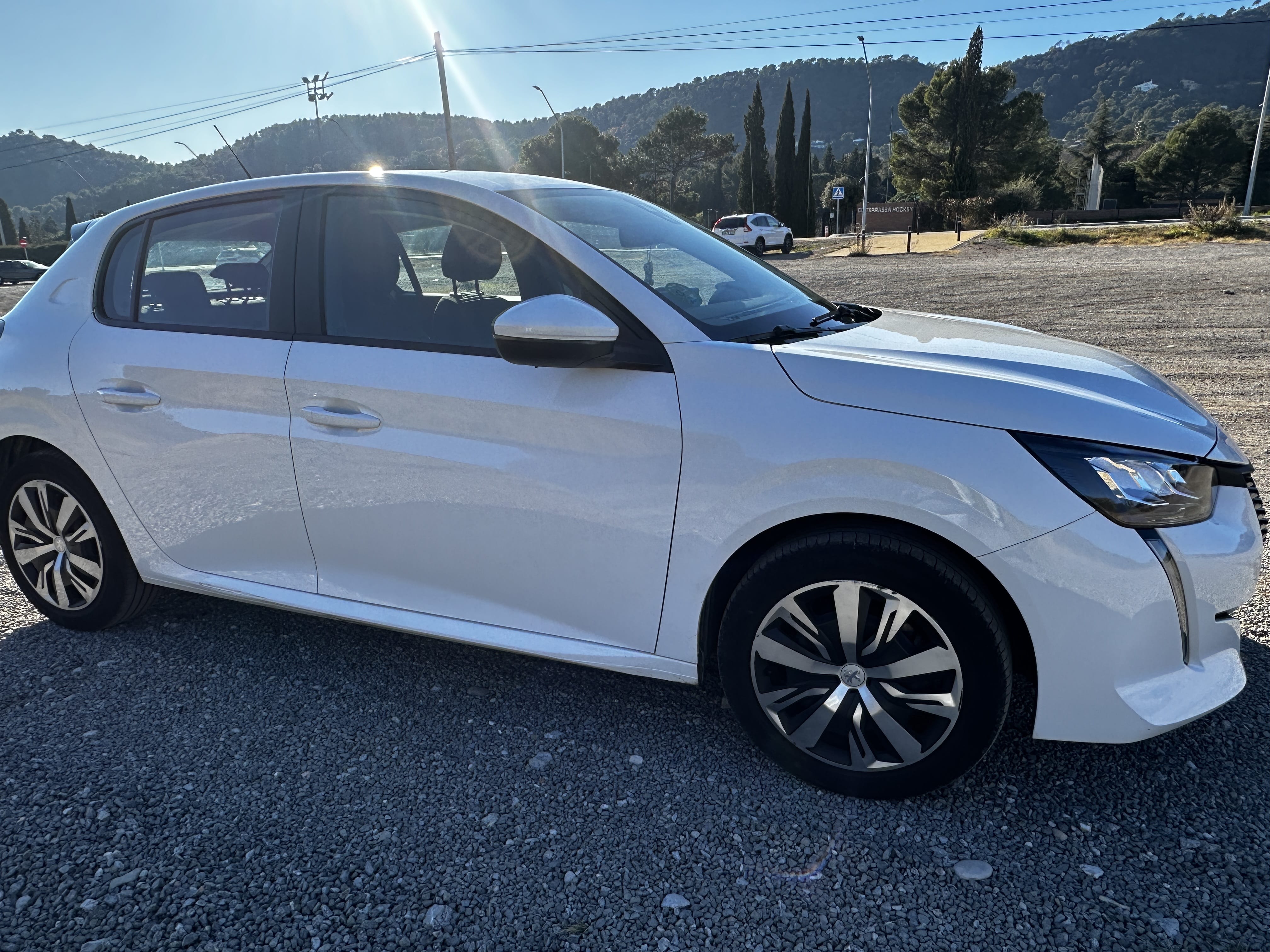Peugeot 208 con Apple CarPlay