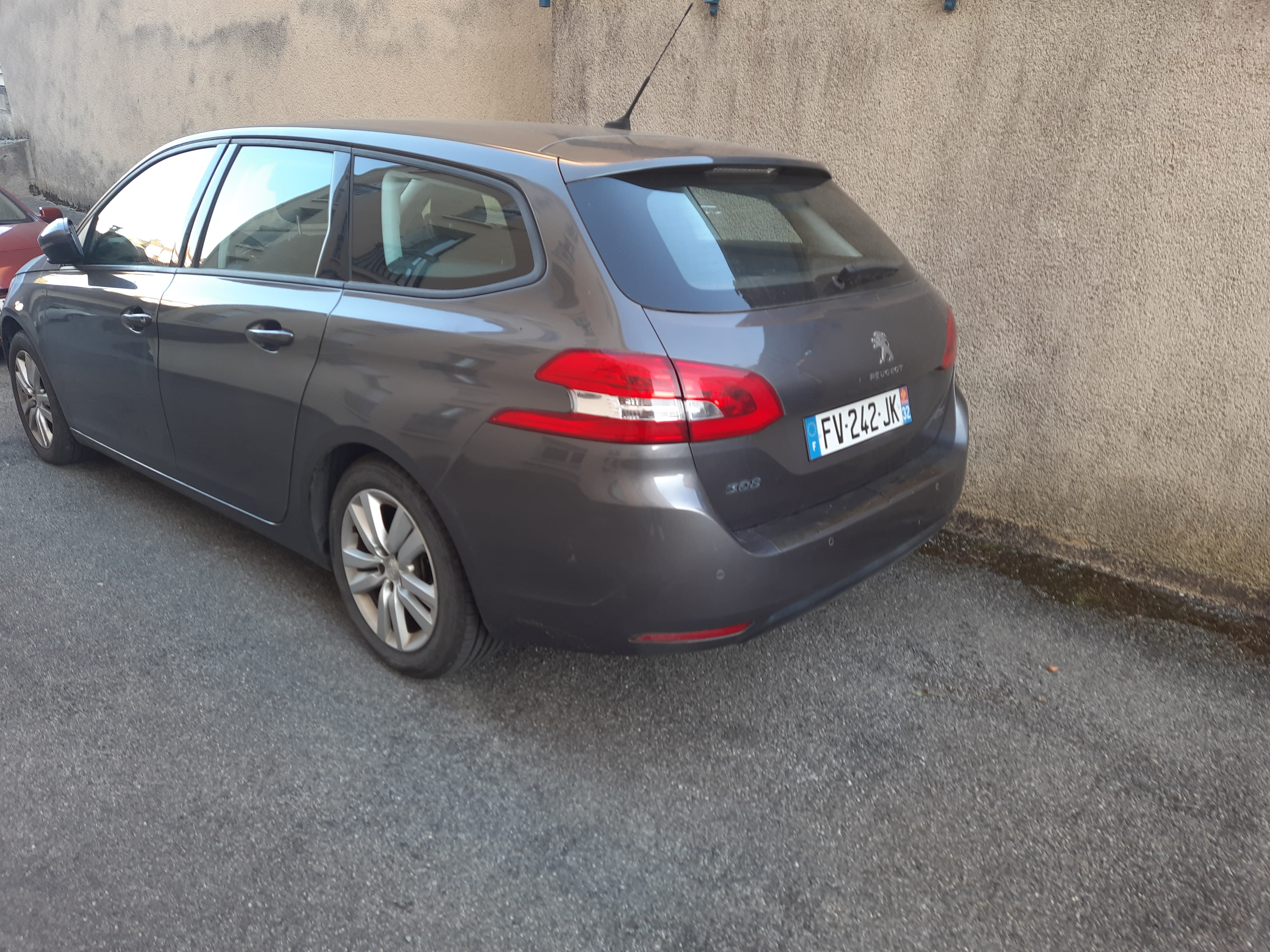 Peugeot 308 SW avec GPS