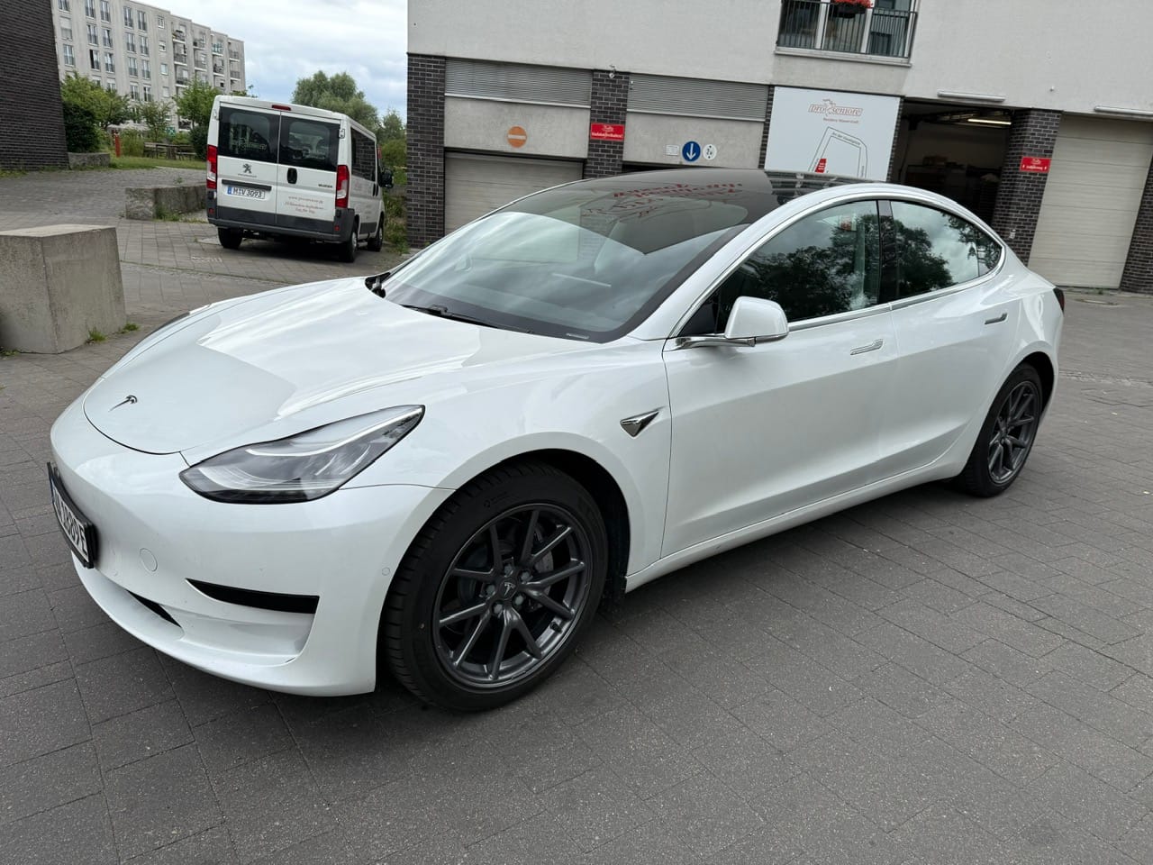 Tesla Model 3 Standard Range Plus, 2020, Elektro, Automatik