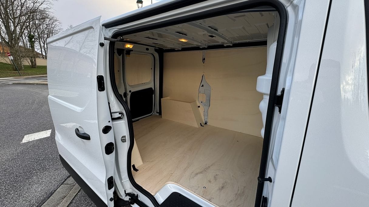 Renault Trafic avec Entrée audio / iPod