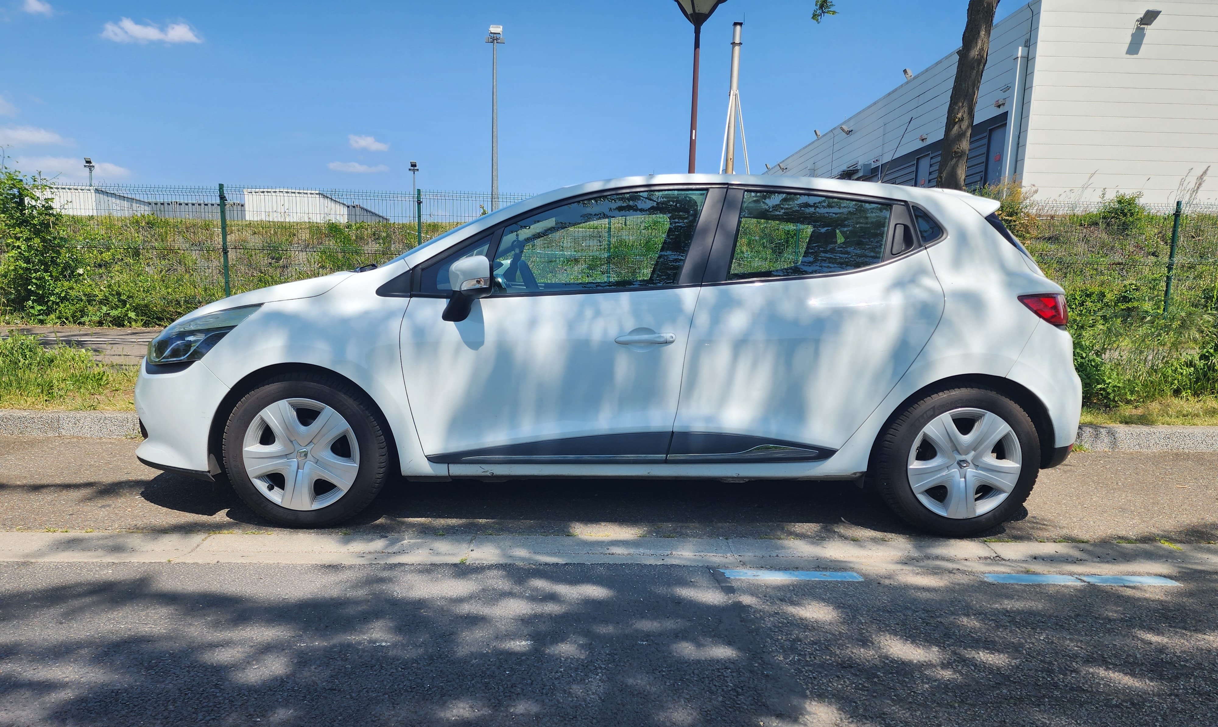 Renault Clio avec Climatisation