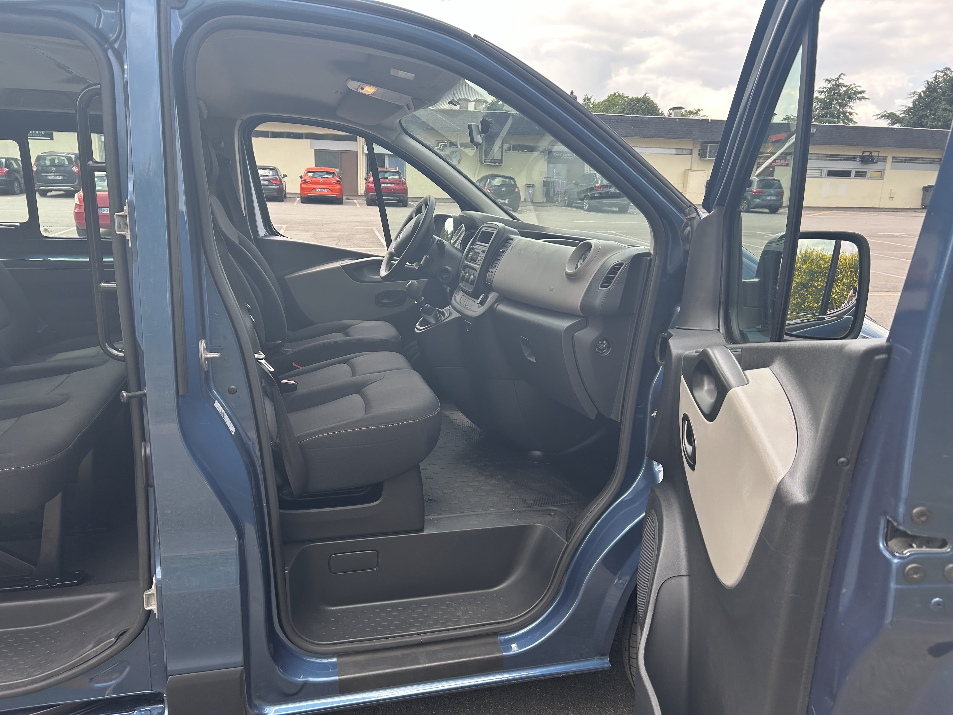 Renault Trafic Passenger 2.0 dci