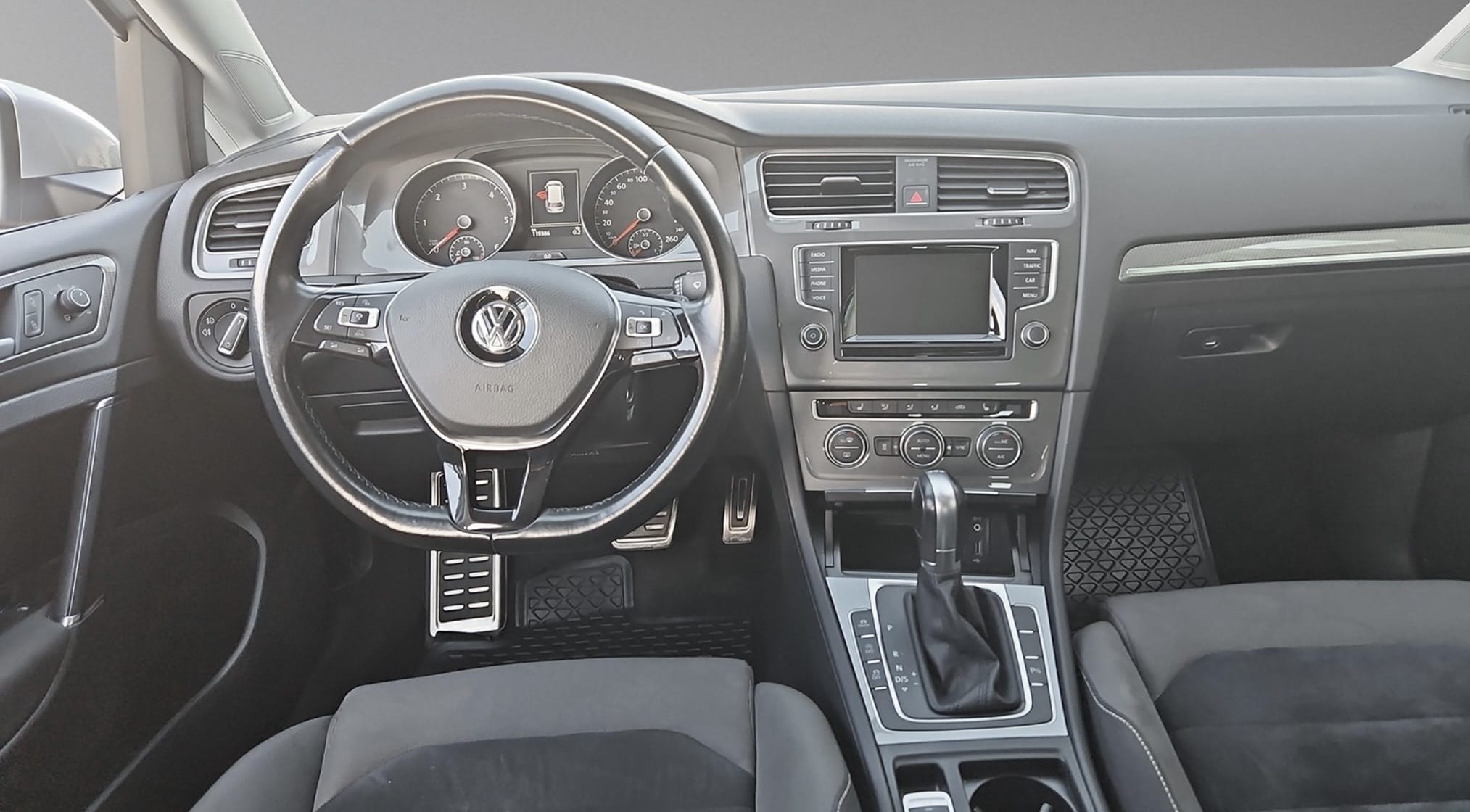 Volkswagen Golf med Cruisekontroll