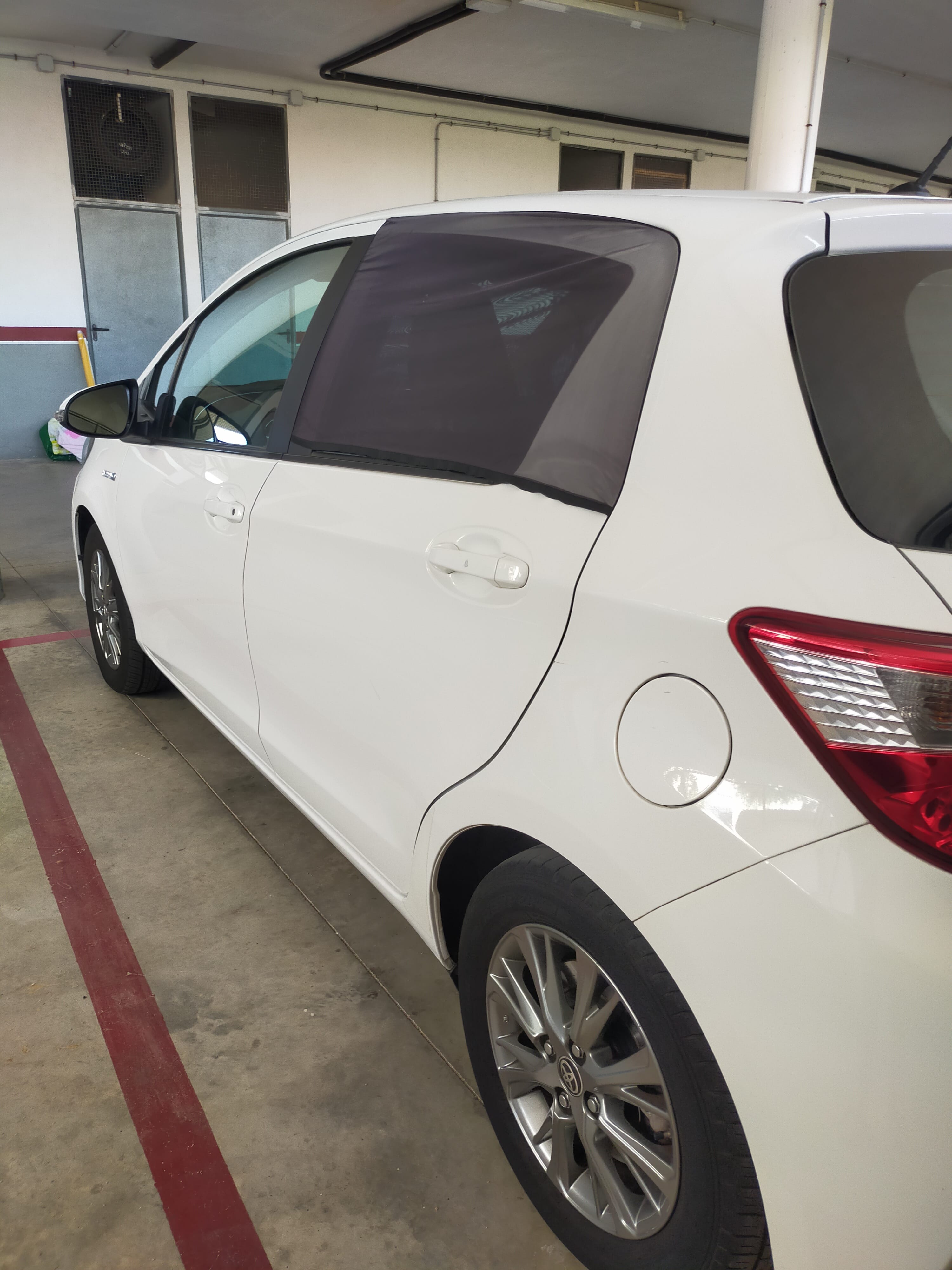 Toyota Yaris Híbrido con GPS