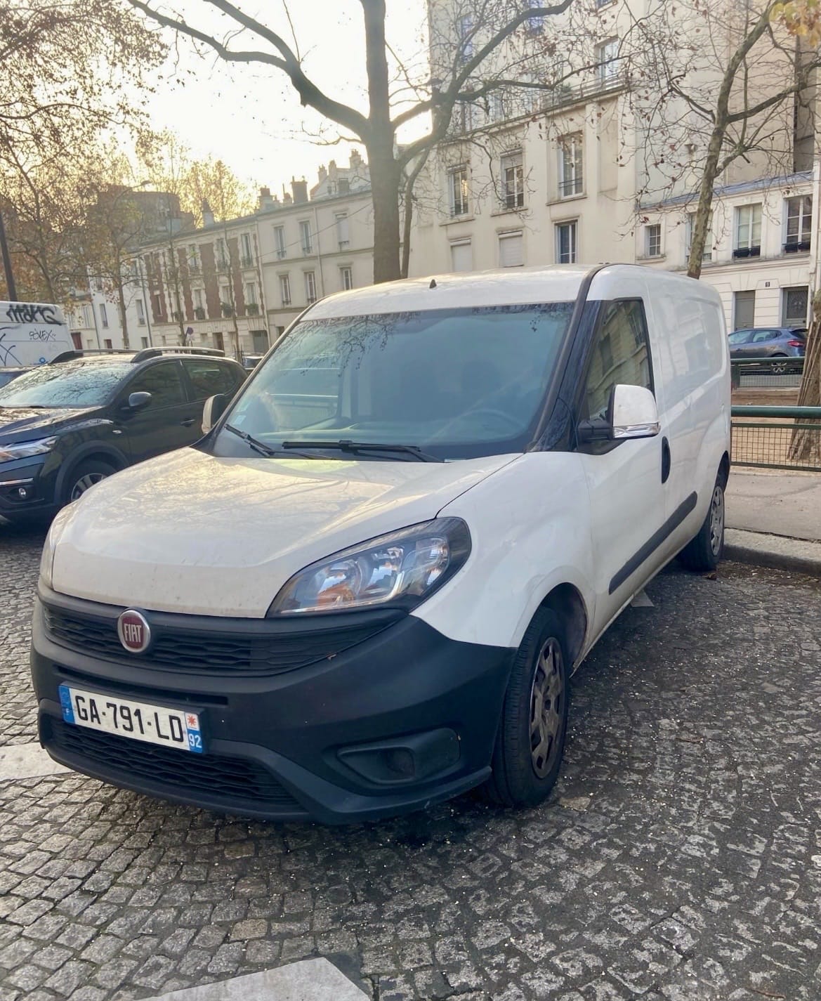 Fiat Doblo Cargo Maxi (=rallongé) essence/GNV (GA791) (clim, 3 places, GPS, USB,  ...), 2021, Essence 98