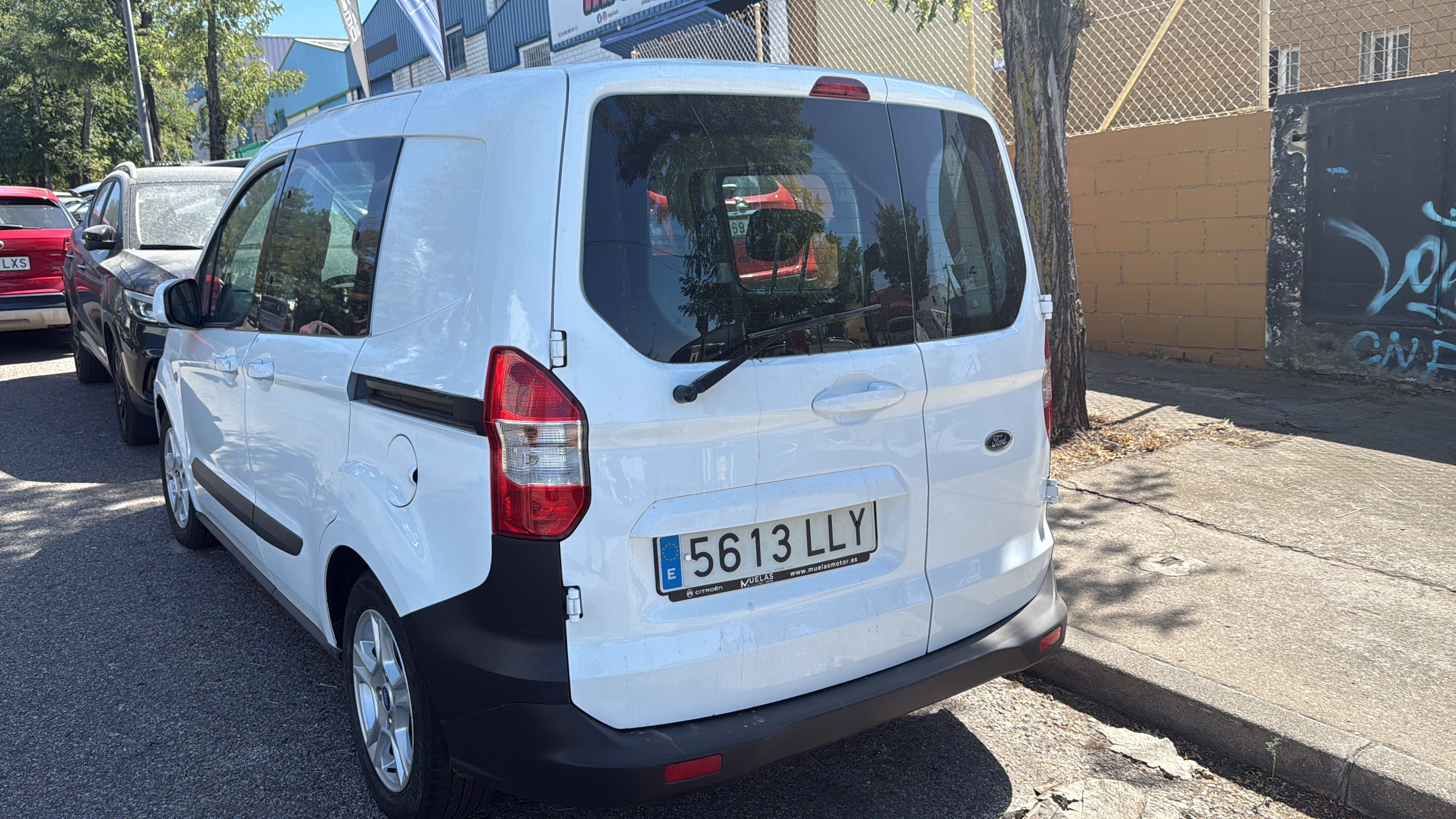 Ford Transit Courier Furgoneta