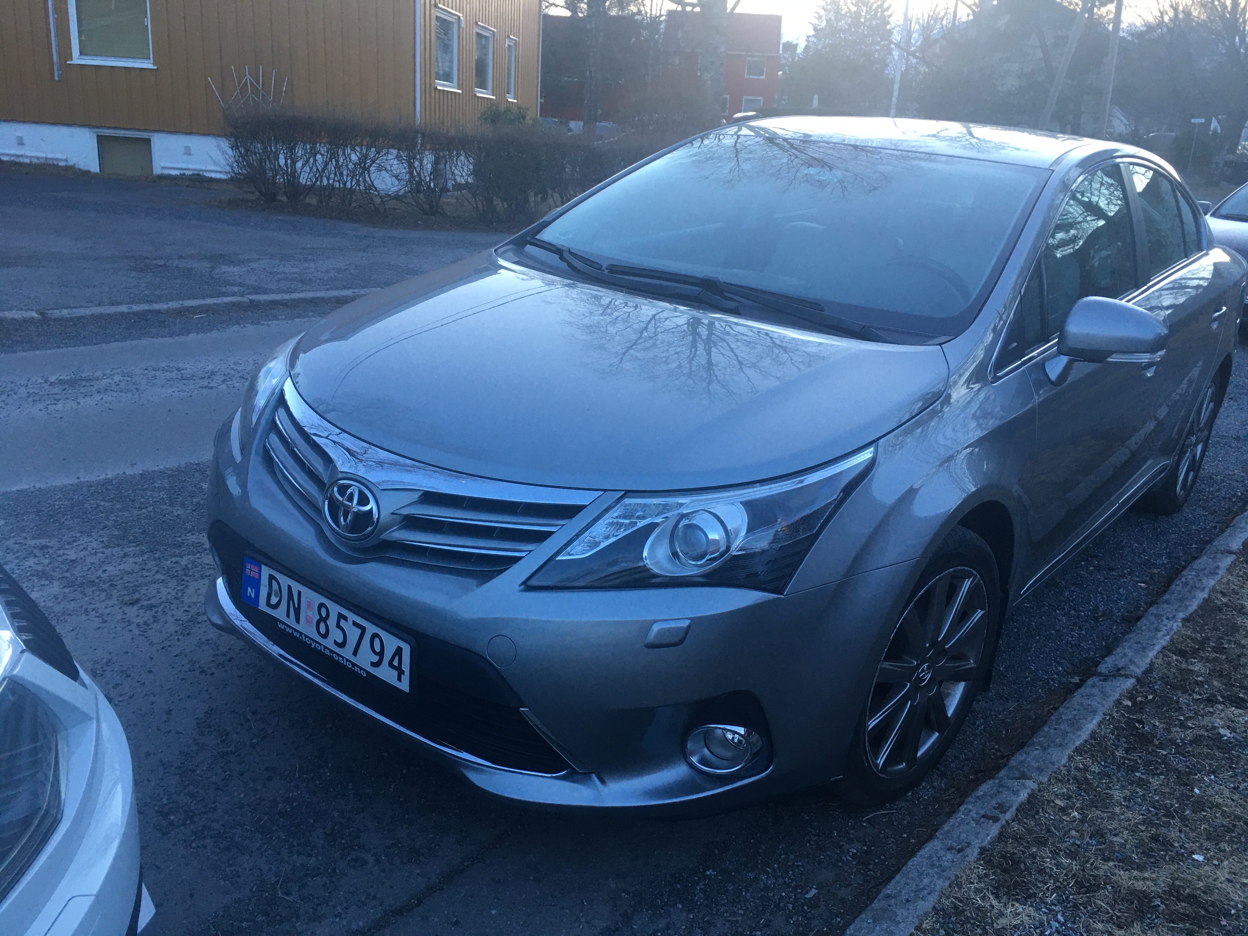 Toyota Avensis, 2012, Blyfri 95, automatisk