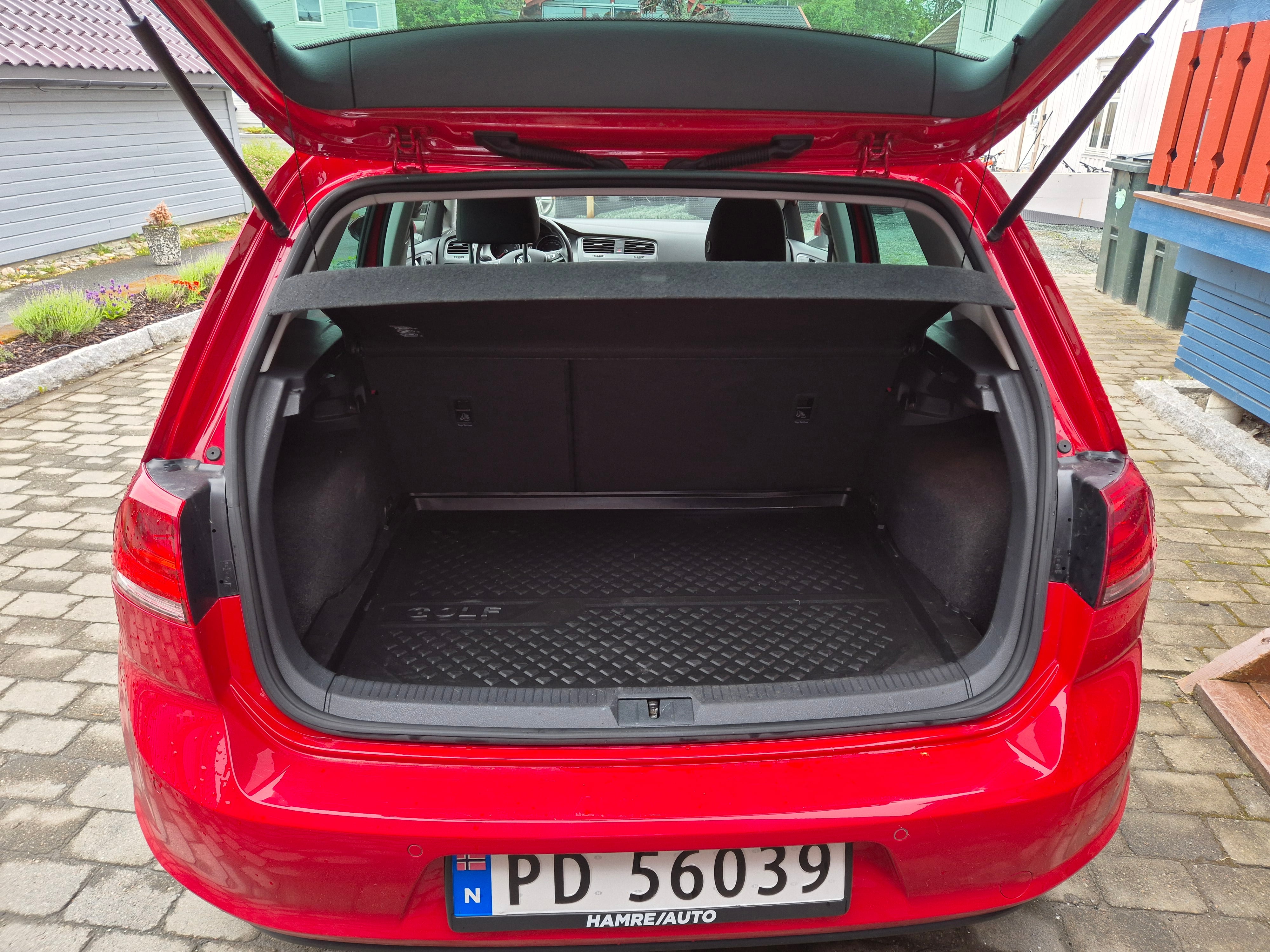 Volkswagen Golf with USB charging ports
