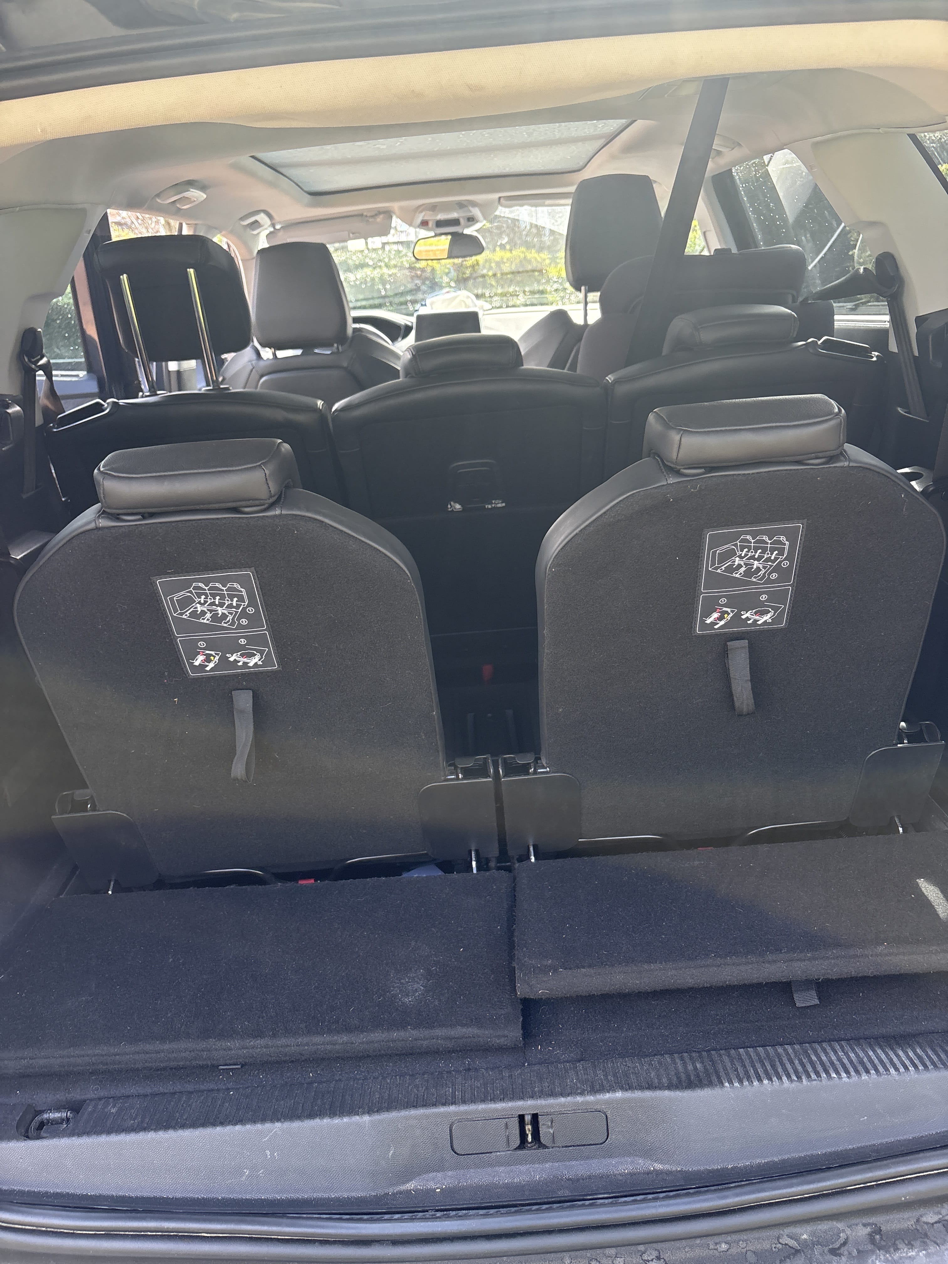 Peugeot e-5008 Allure Premium met Bluetooth audio