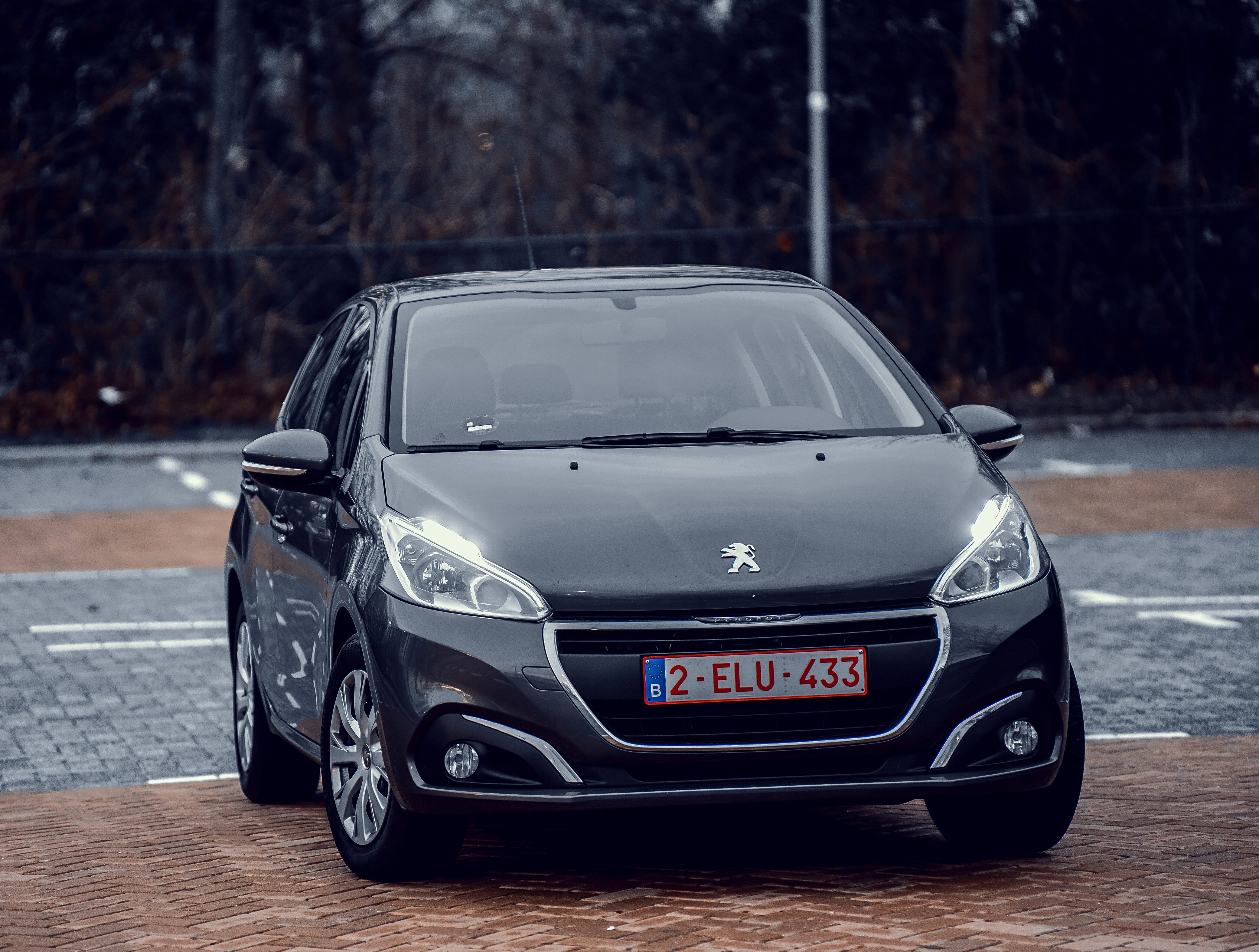 Peugeot 208 with Audio / iPod input