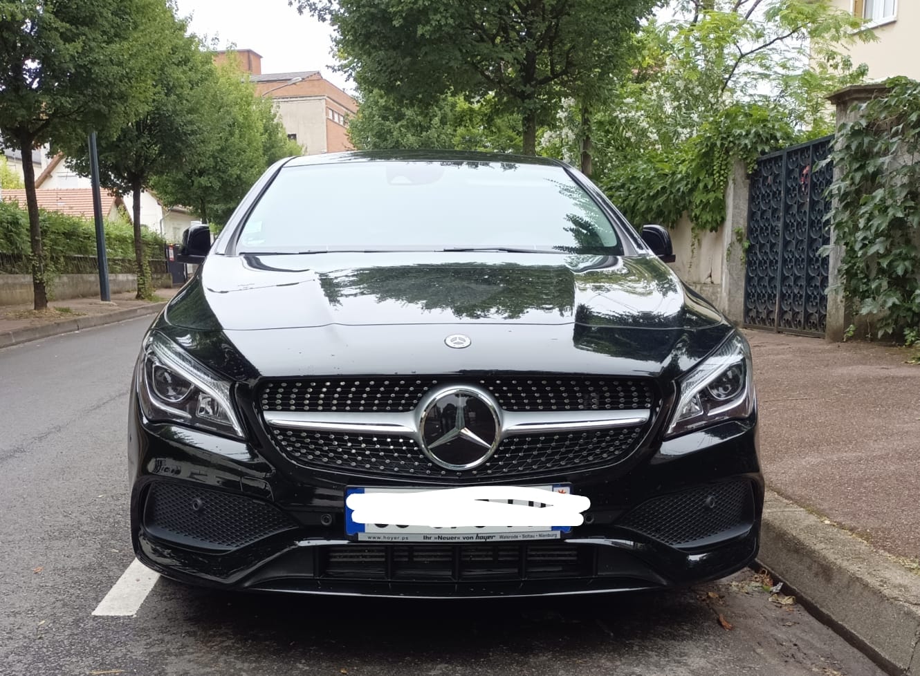 Mercedes-Benz CLA 180 avec Régulateur de vitesse