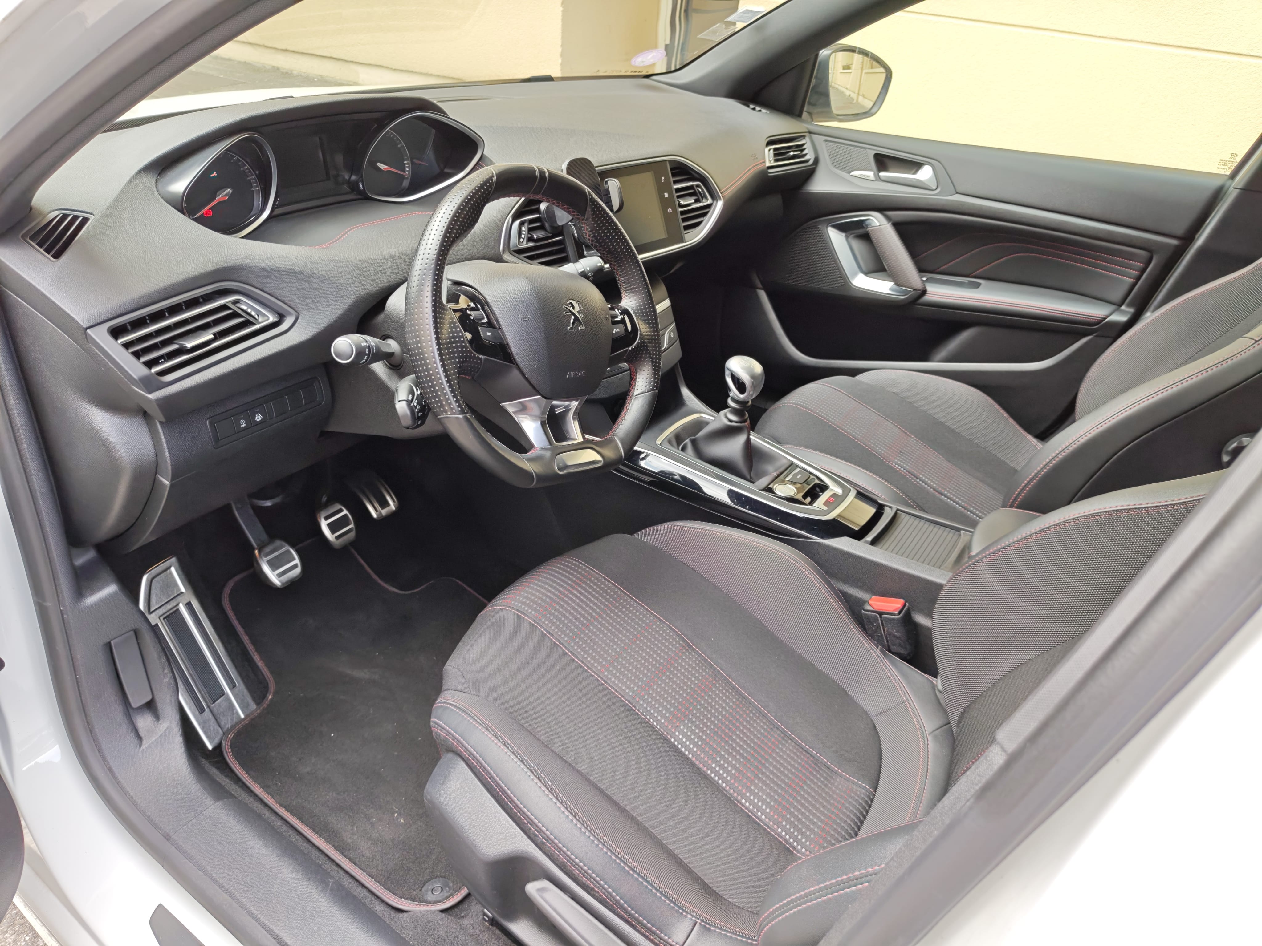 Peugeot 308 GT avec Audio Bluetooth