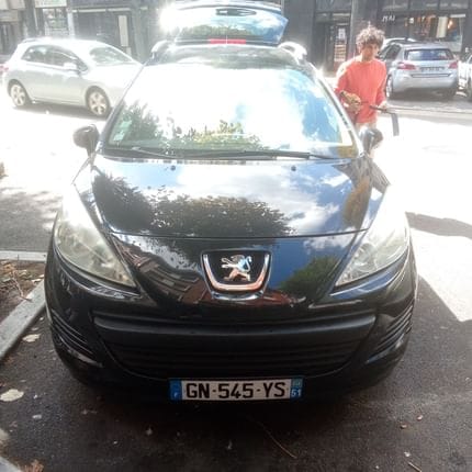 Peugeot 207 SW (Break) - [REPONSE RAPIDE] avec Siège bébé