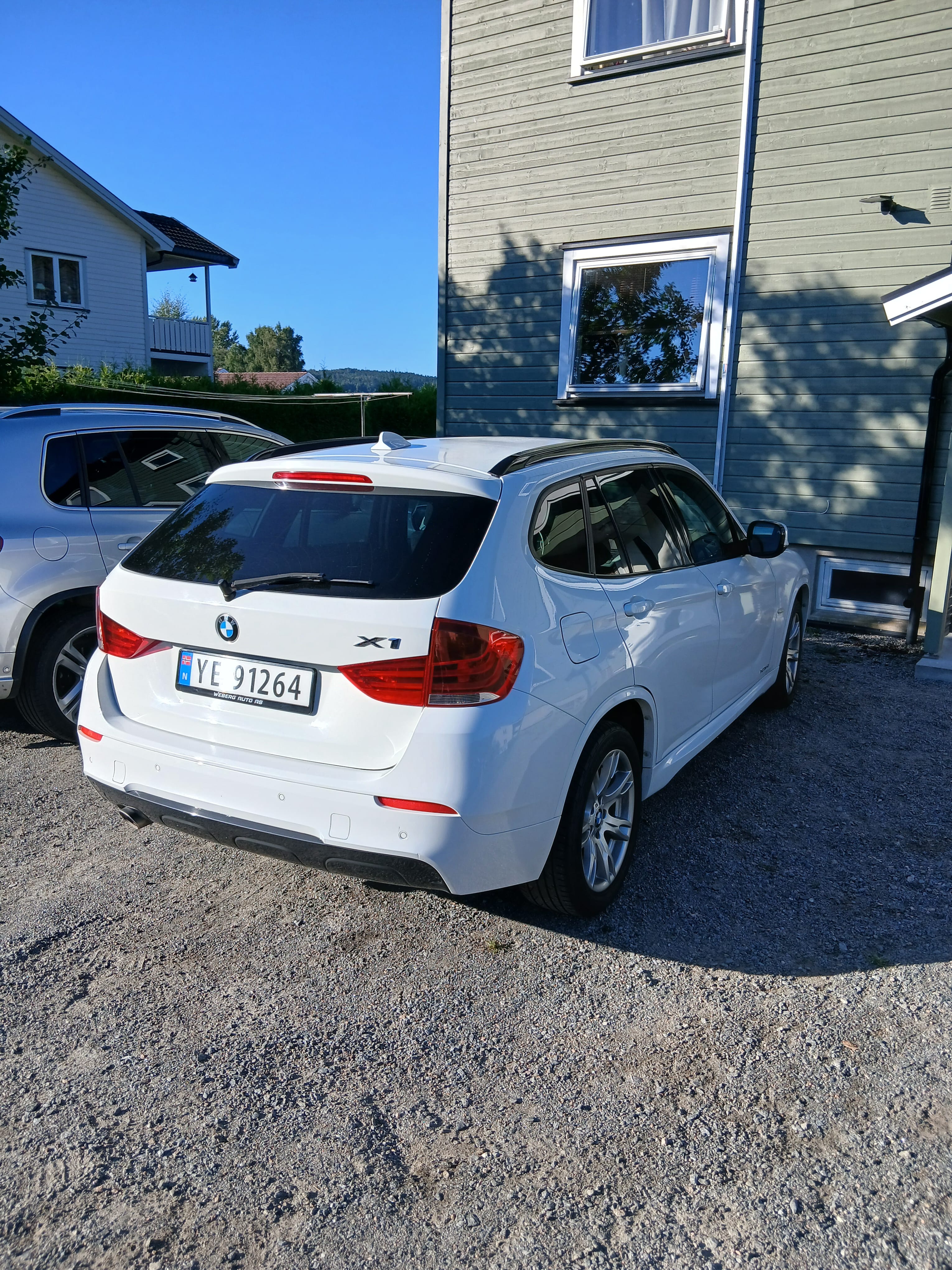 BMW X1 xDrive18d med Lydinngang