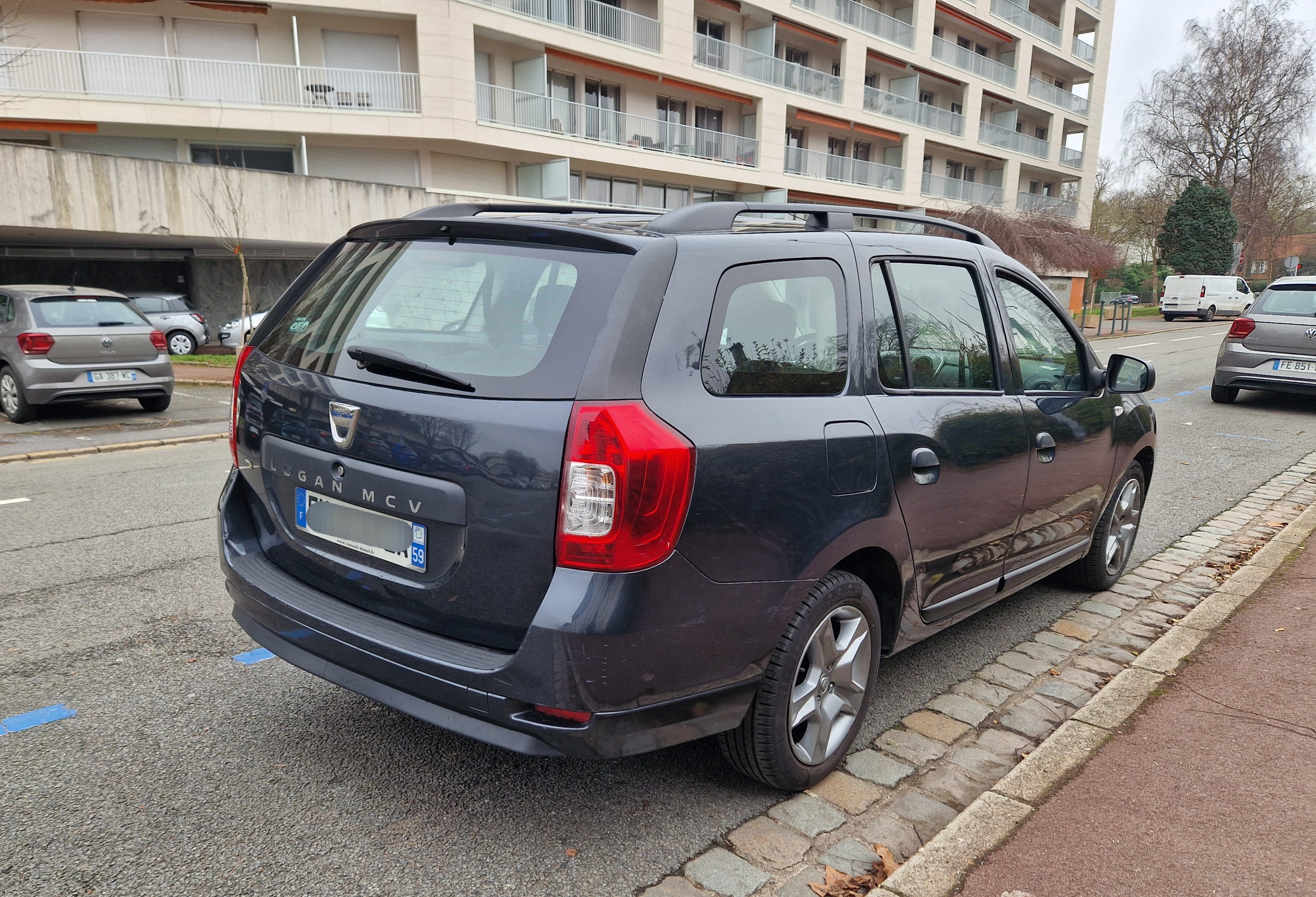 Dacia Logan MCV avec GPS