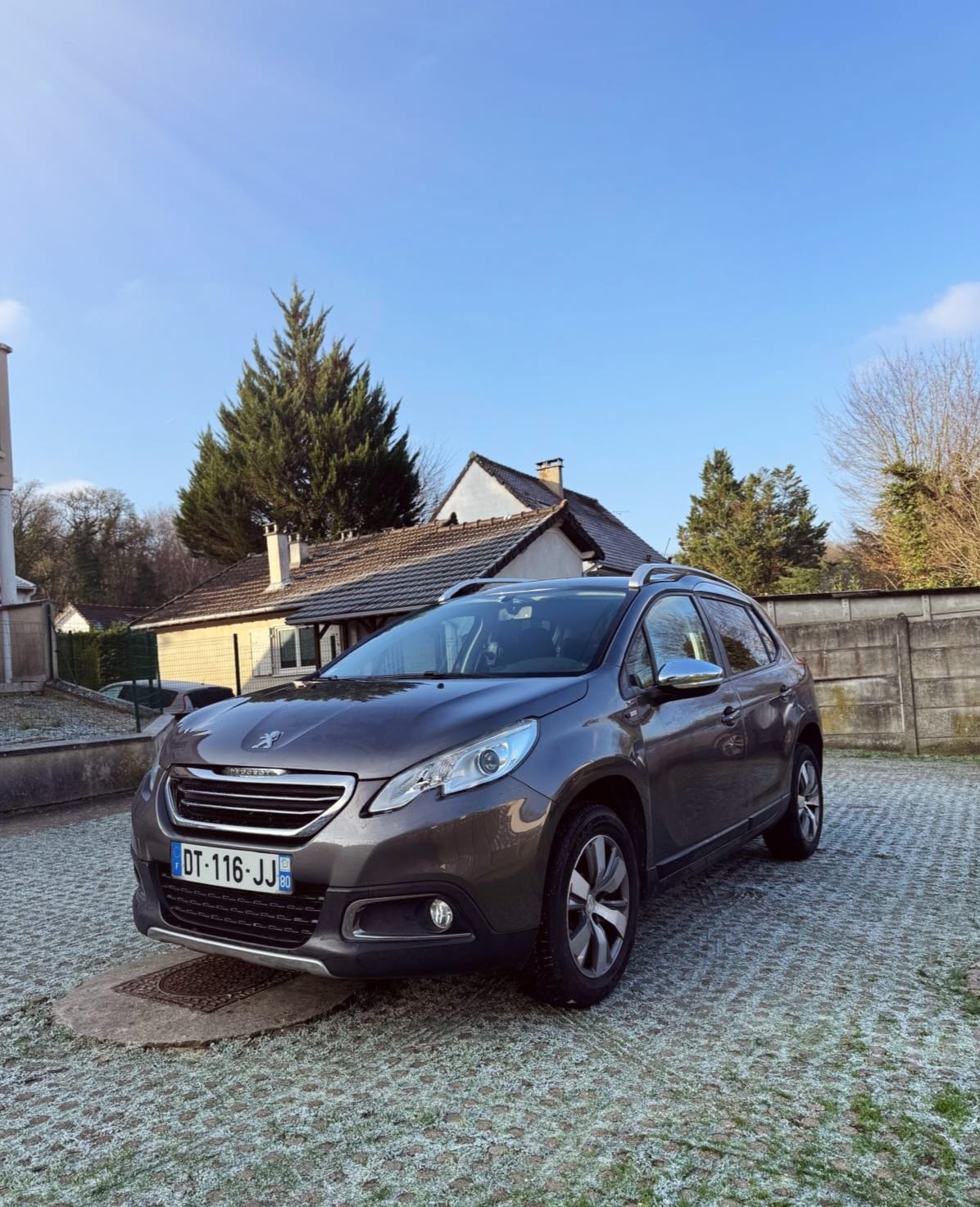 Peugeot 2008, 2015, Essence 95