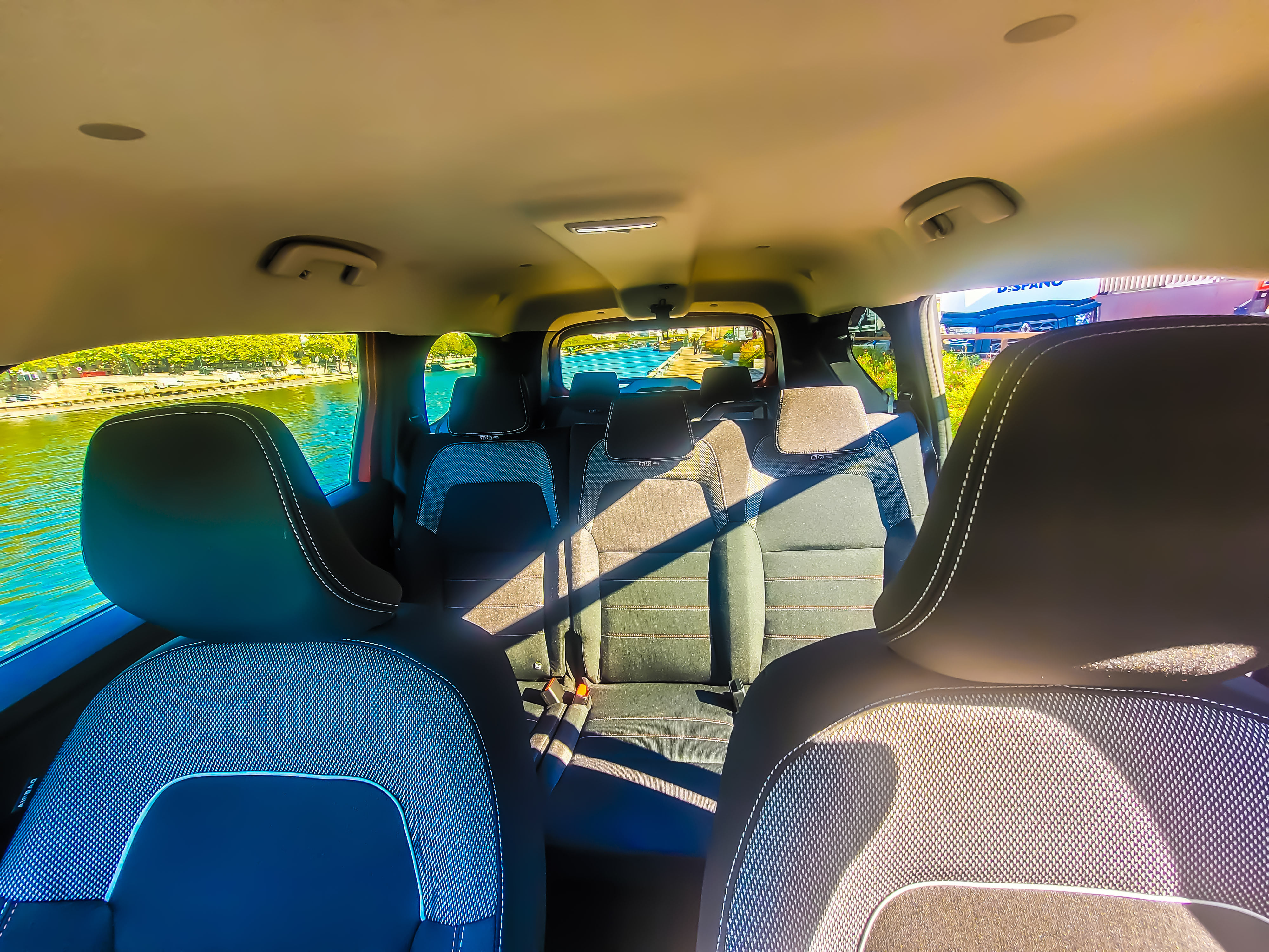 Dacia Jogger (GJ714) EcoG - Extreme Plus- 7 places avec Audio Bluetooth