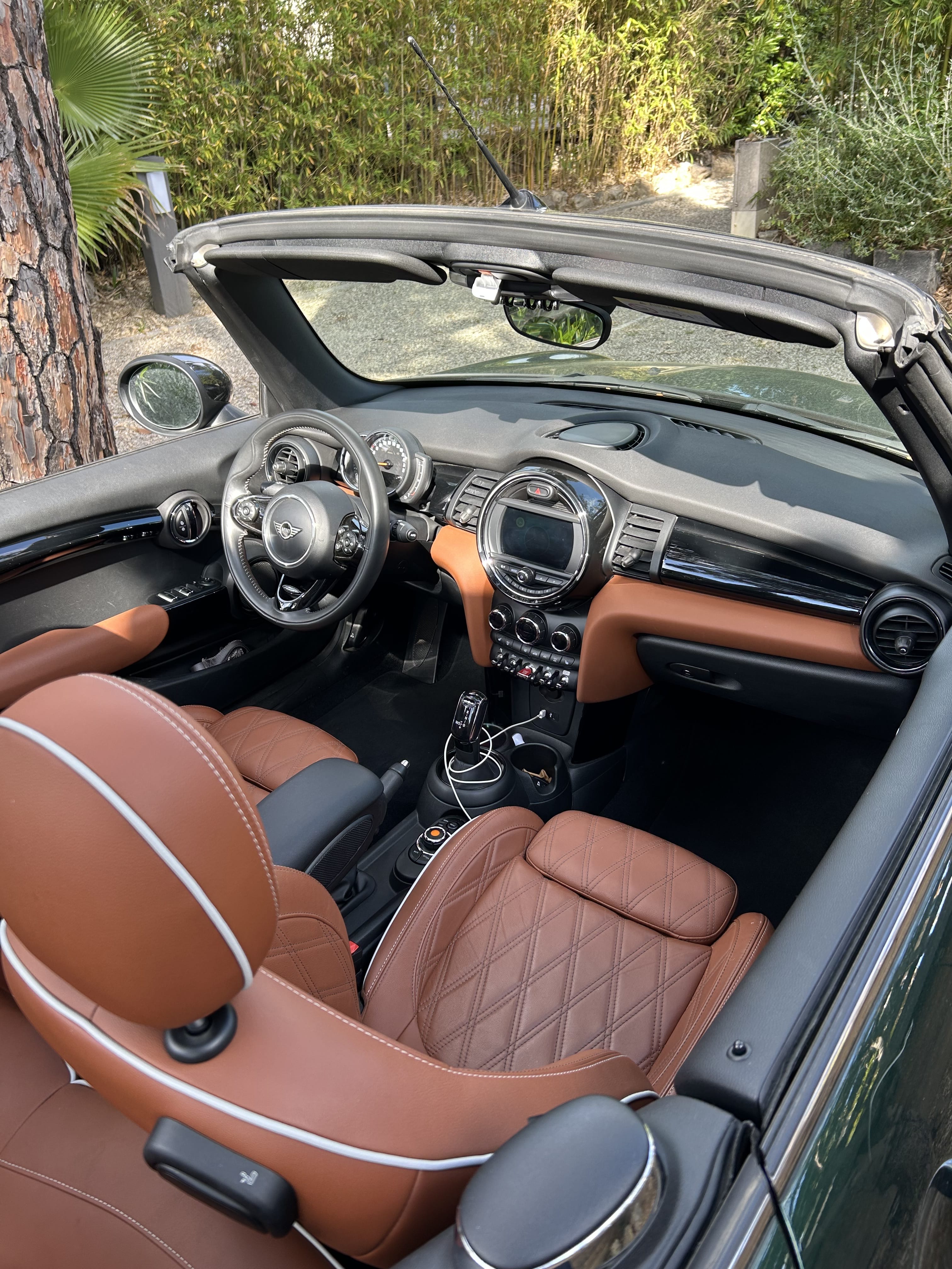 Mini Cabriolet 1.6 136 CV avec Siège bébé