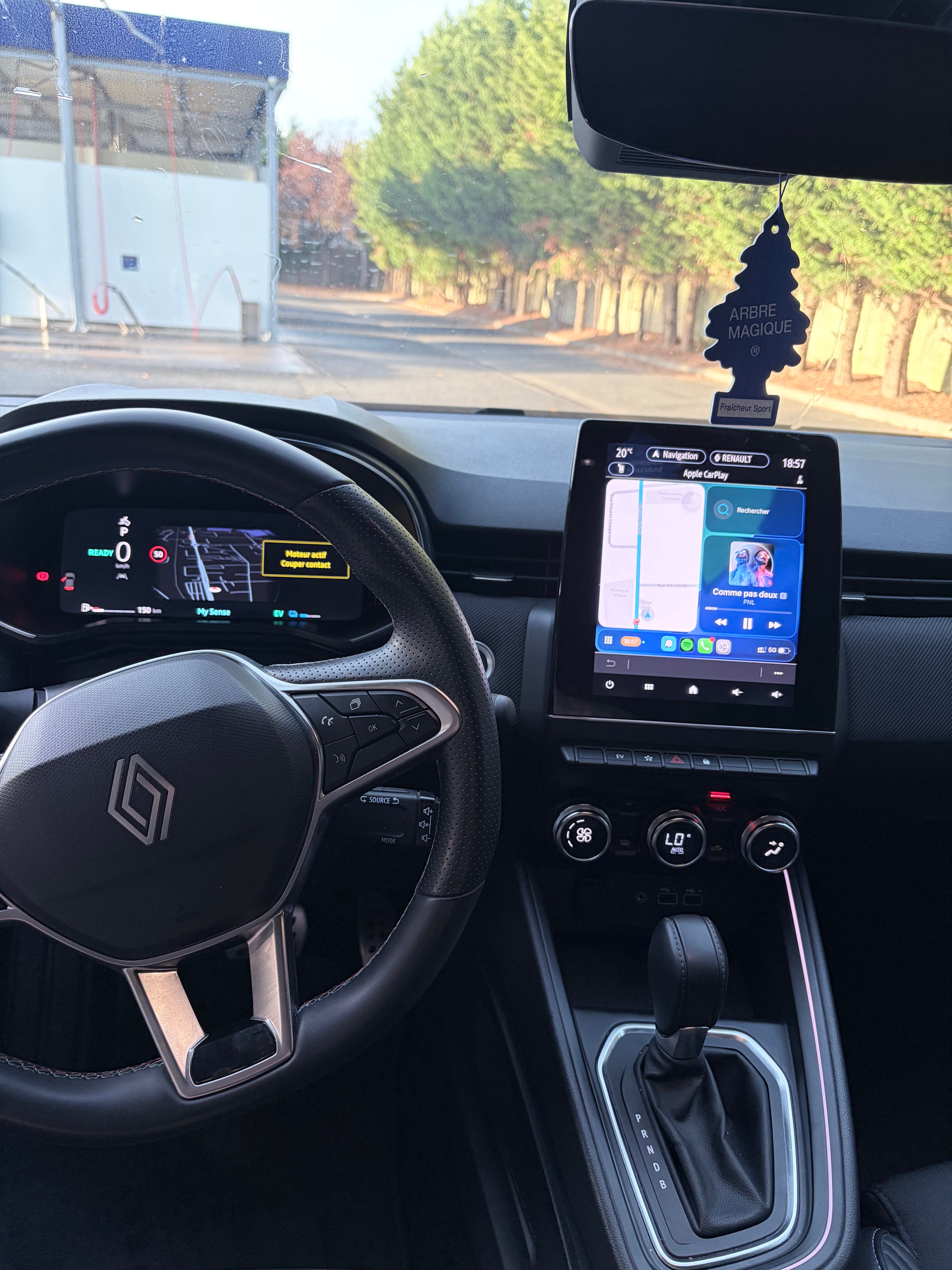 Renault Clio E-tech avec Audio Bluetooth