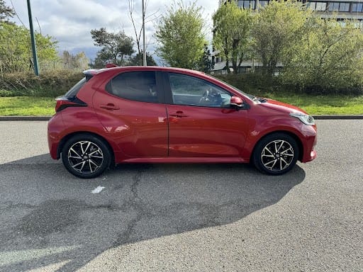 Toyota Yaris Hybride avec Climatisation