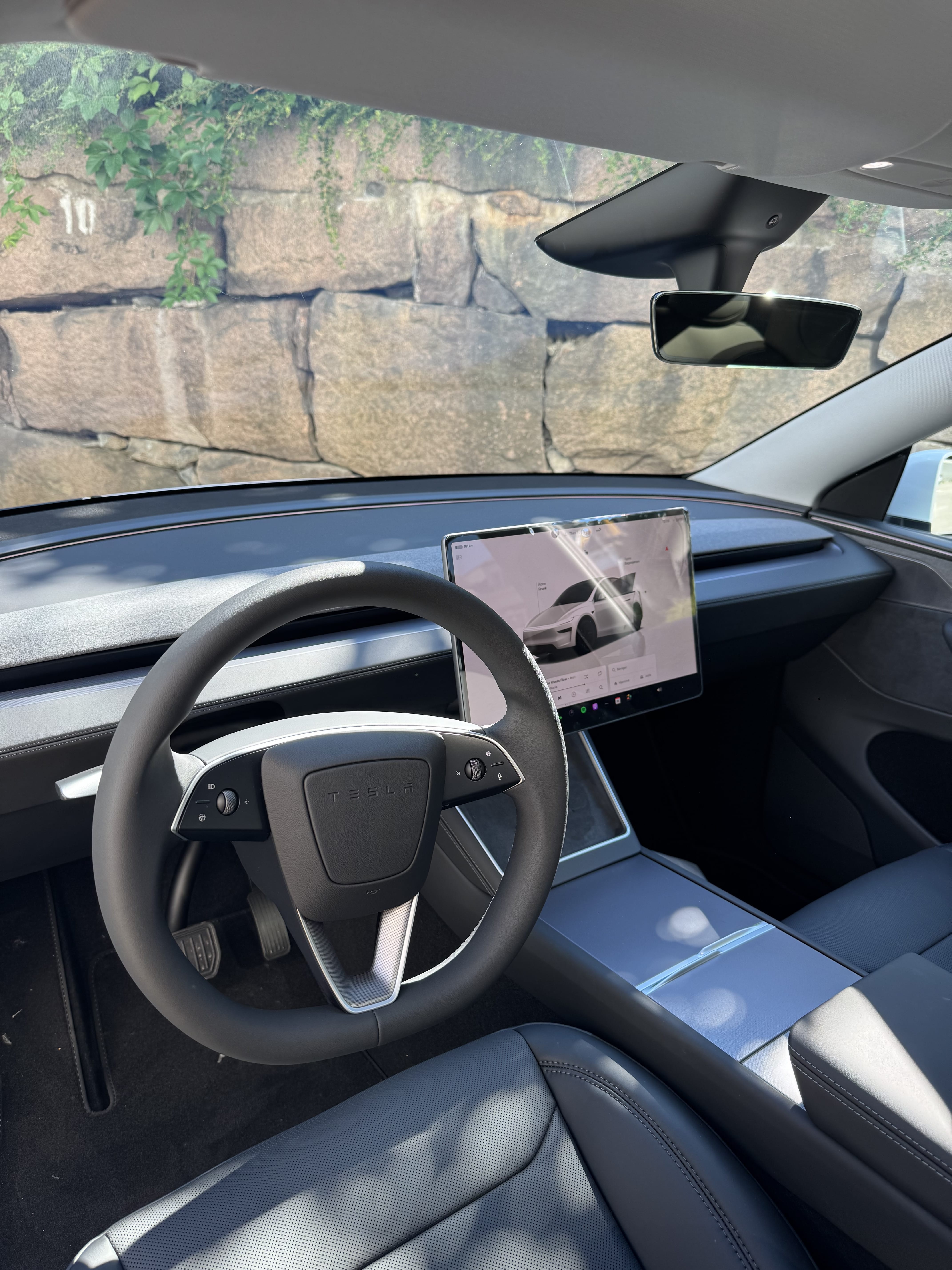 Tesla Model Y Long Range med Cruisekontroll