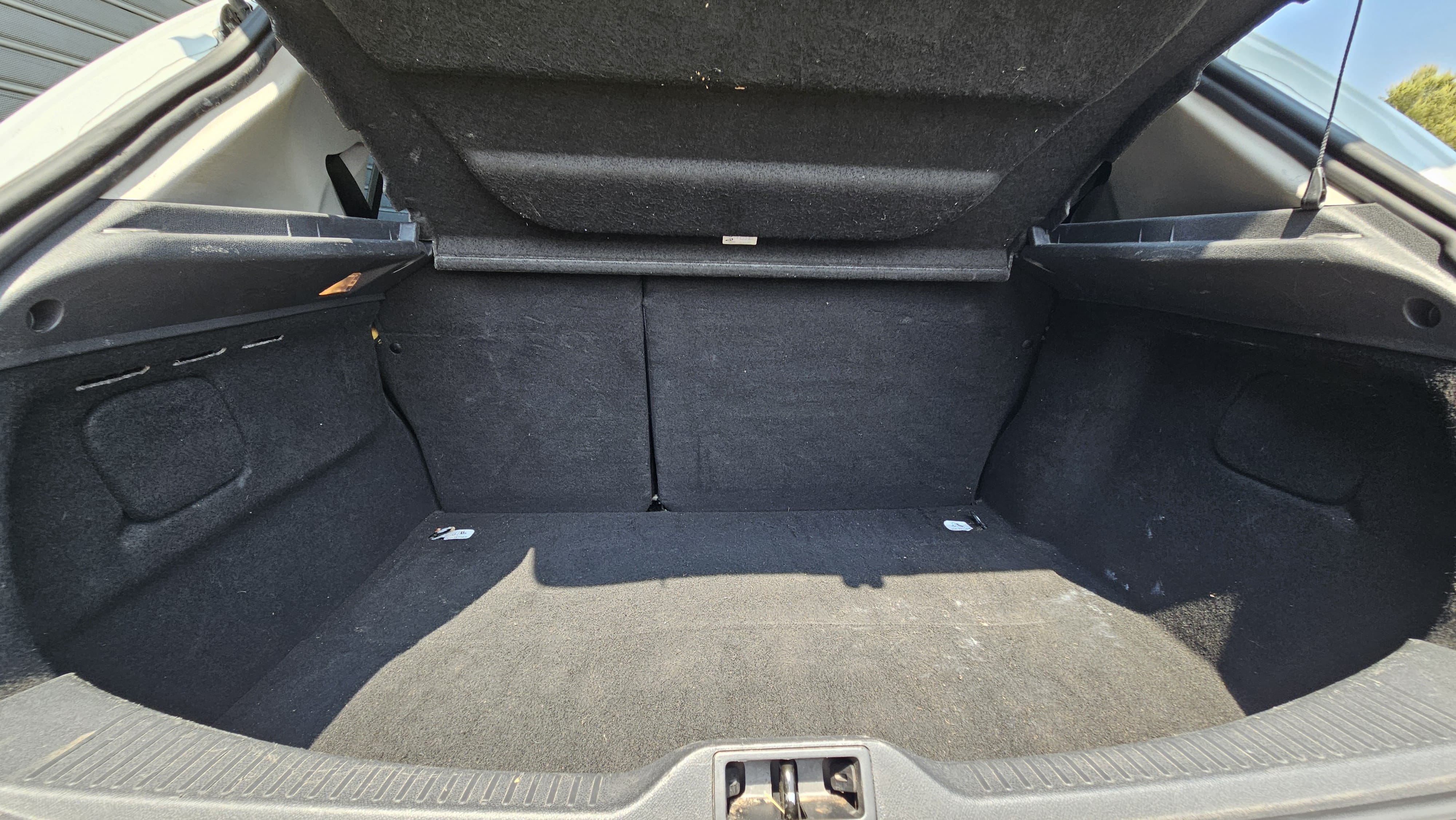 Renault Mégane 1.5 DCI 95 med Lydinngang