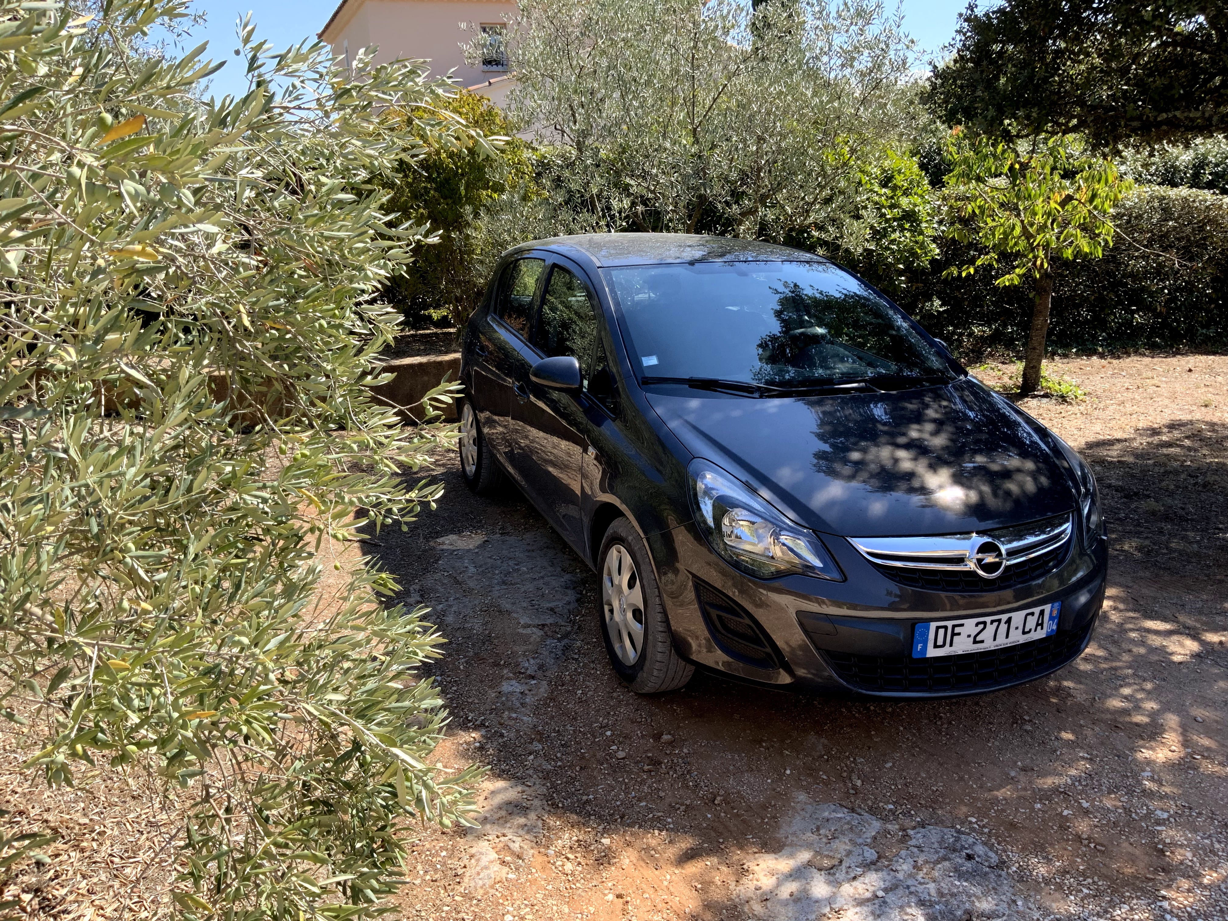 Opel Corsa avec Climatisation