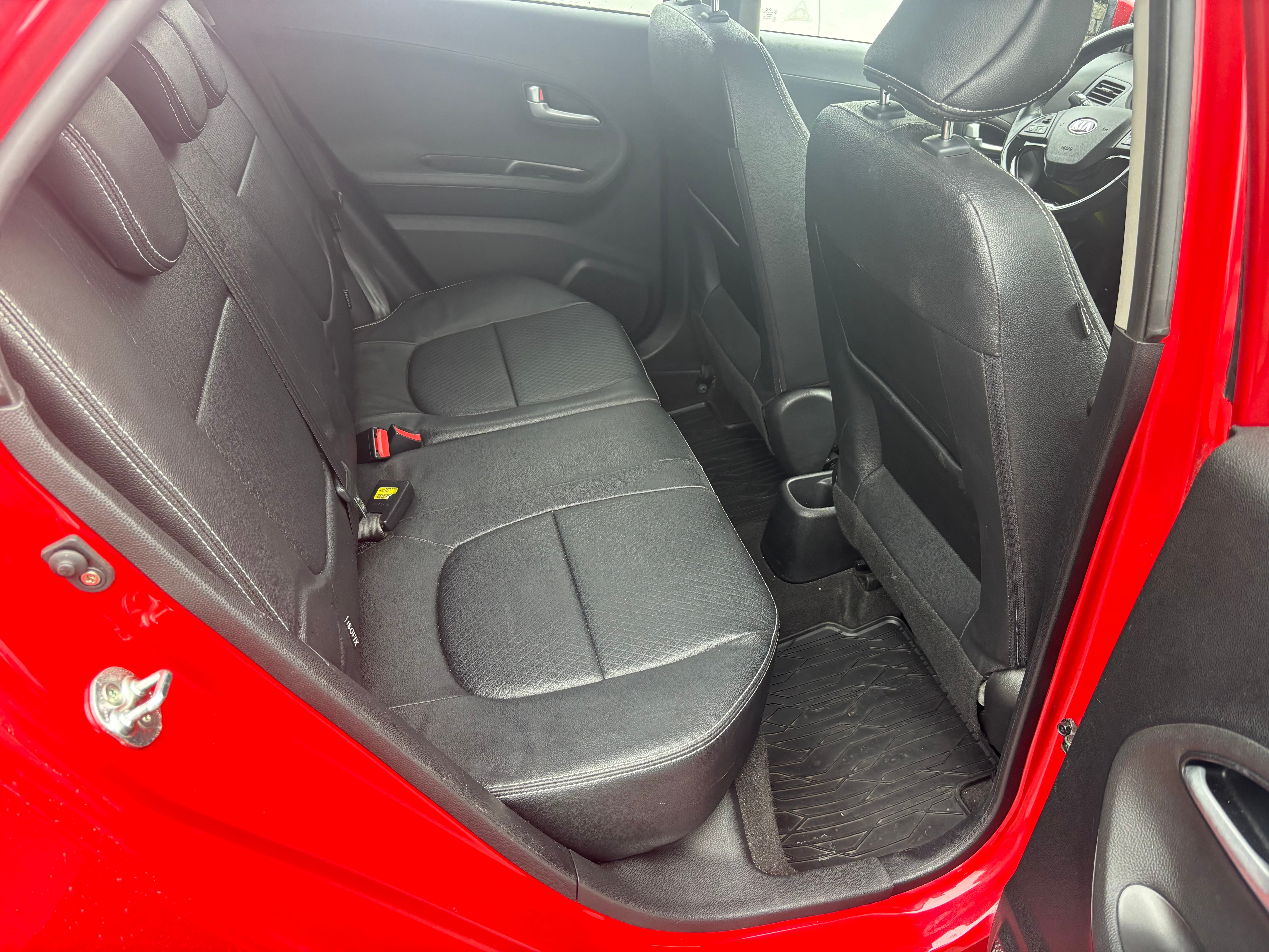 Kia Picanto 5 seter, rød
