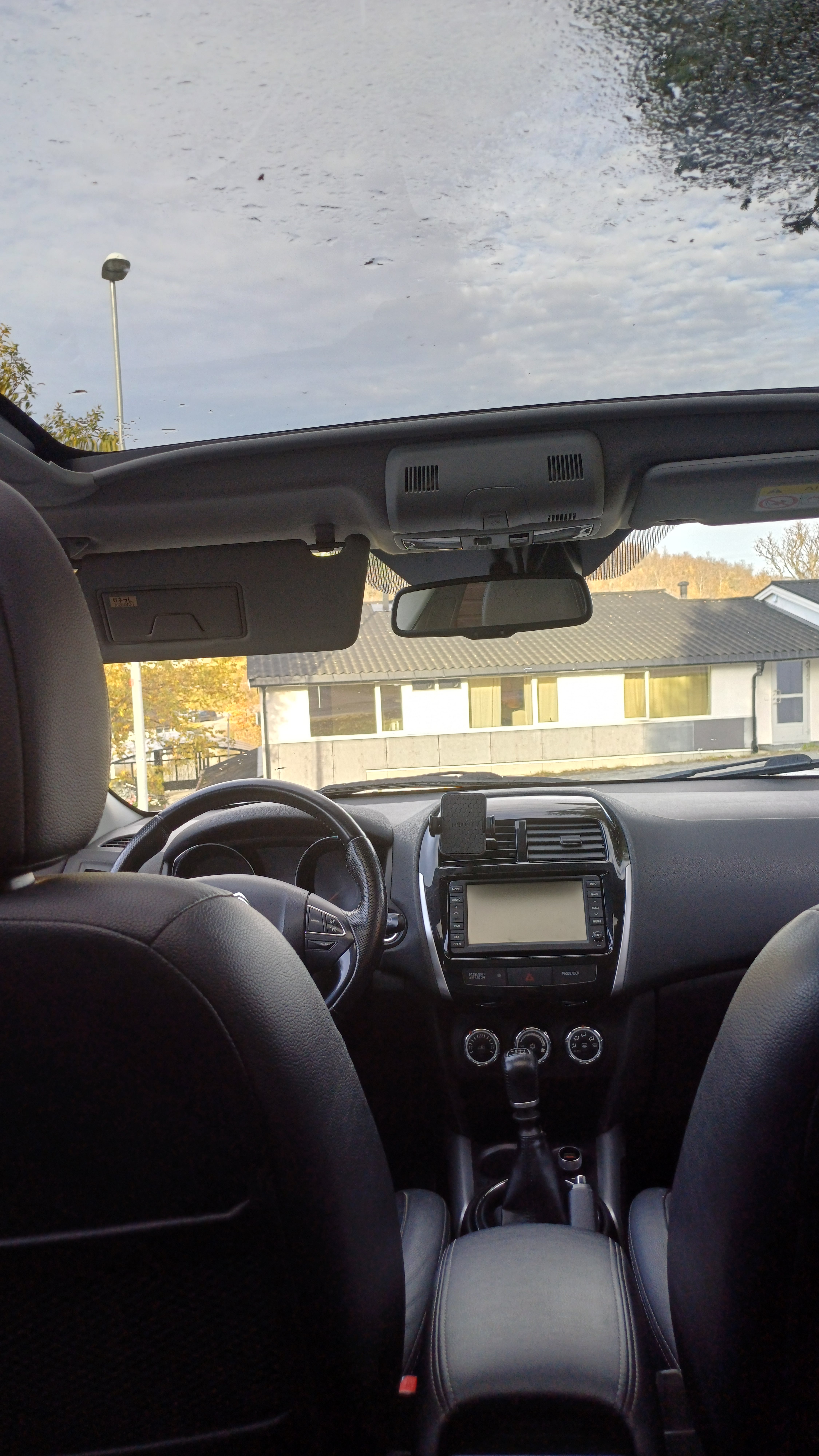 Citroen C4 AirCross mit Navigationsgerät