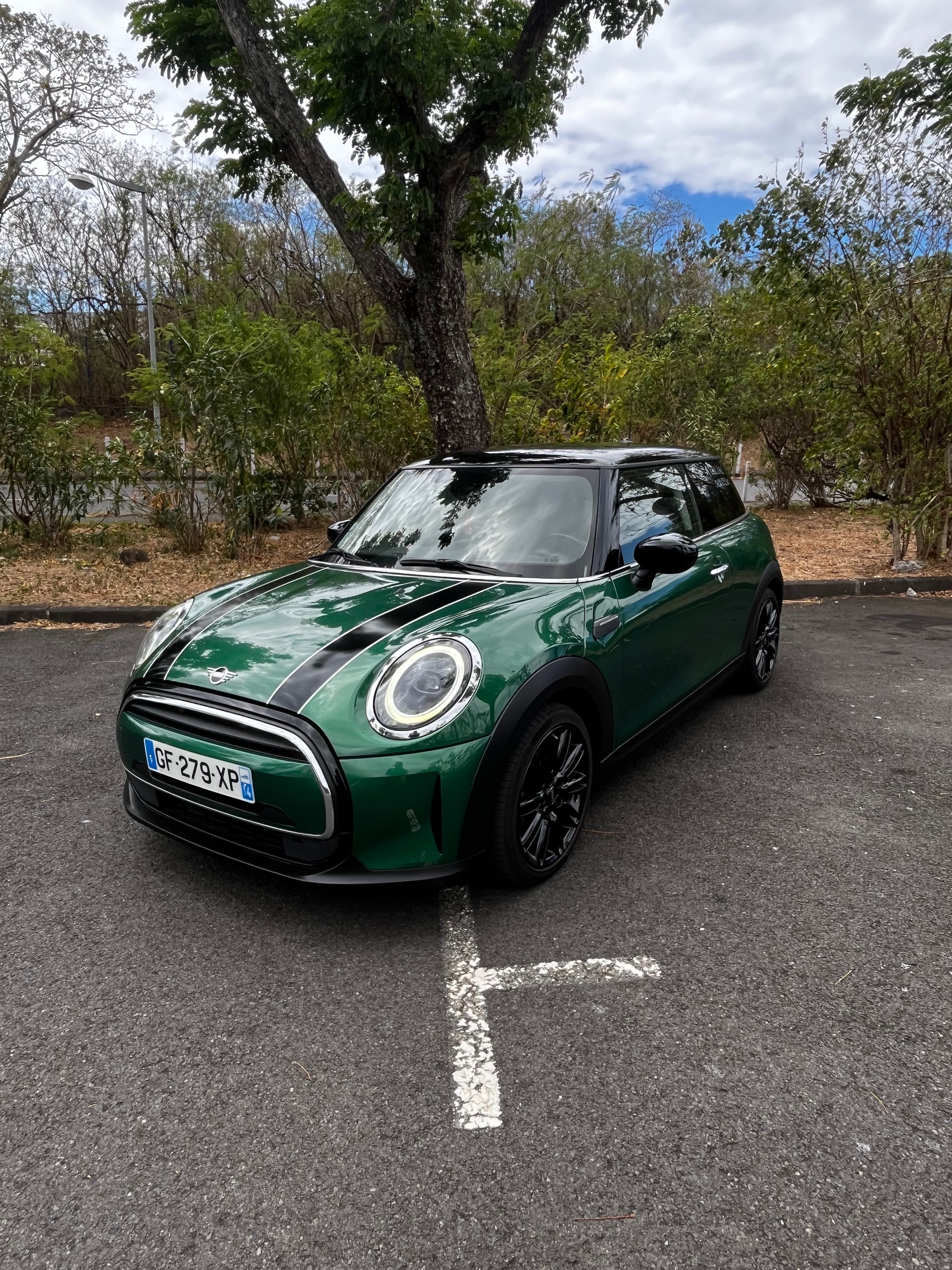 Mini Cooper 136 chv, 2022, Essence 95, automatique