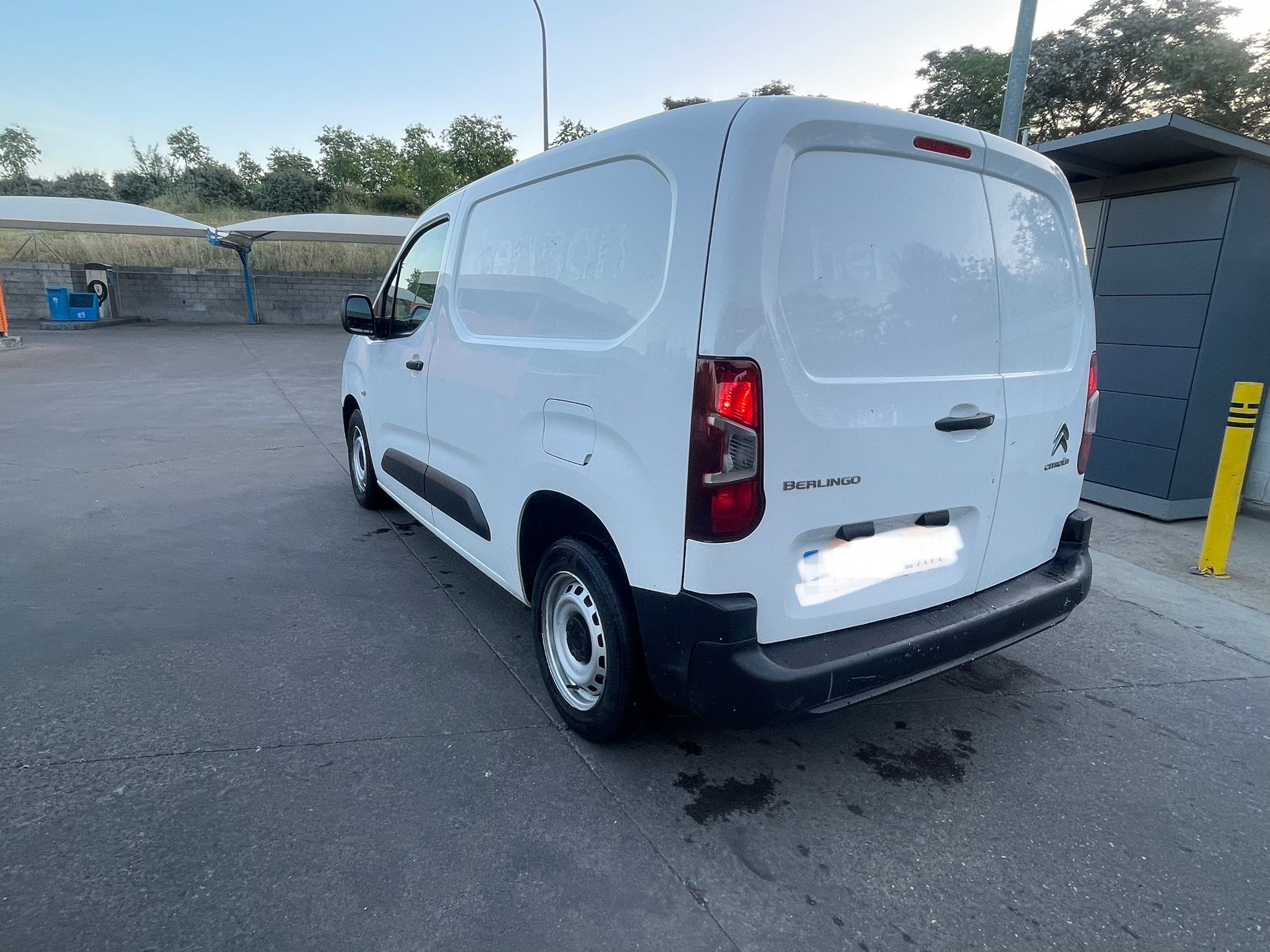 Citroen Berlingo with Cruise control